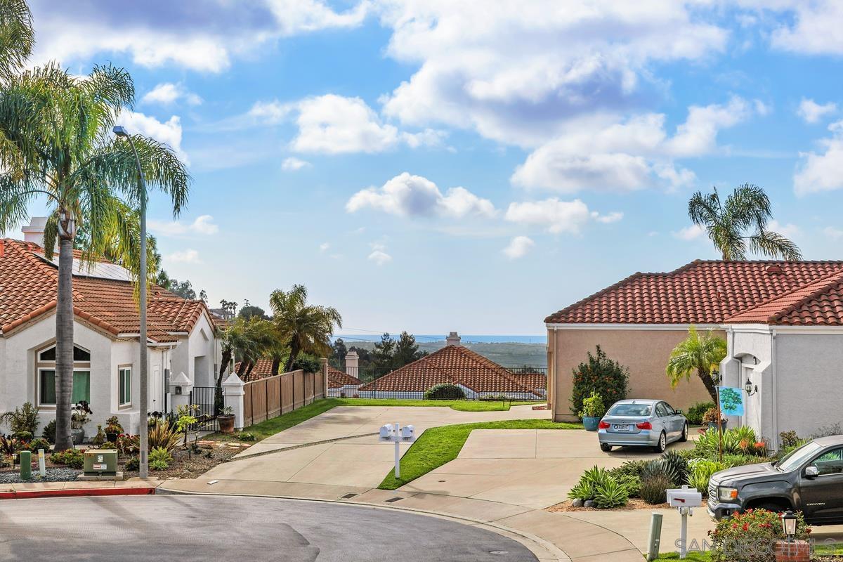 Detail Gallery Image 2 of 32 For 1225  via Rafael, San Marcos,  CA 92078 - 4 Beds | 2 Baths