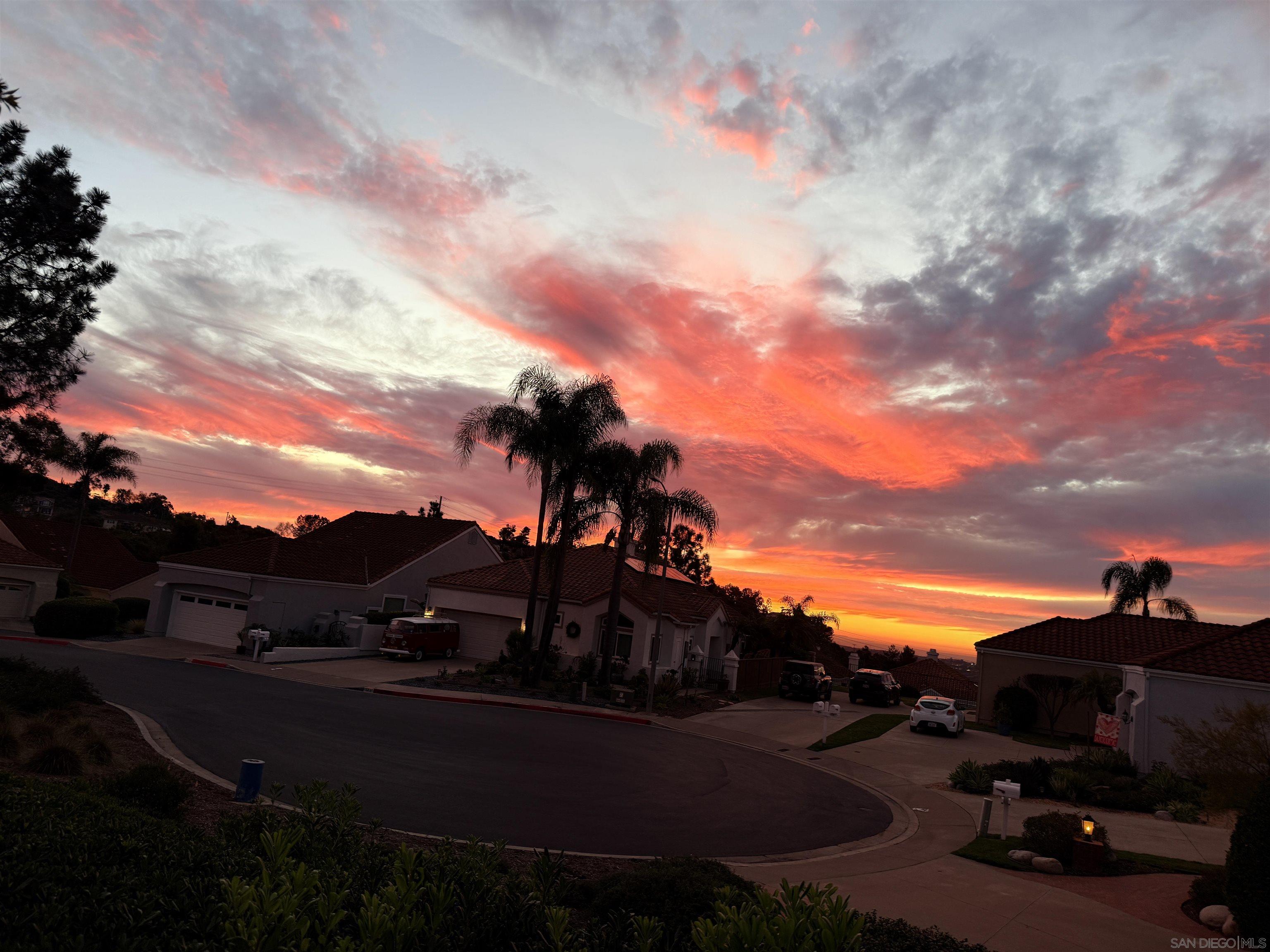 Detail Gallery Image 4 of 32 For 1225  via Rafael, San Marcos,  CA 92078 - 4 Beds | 2 Baths