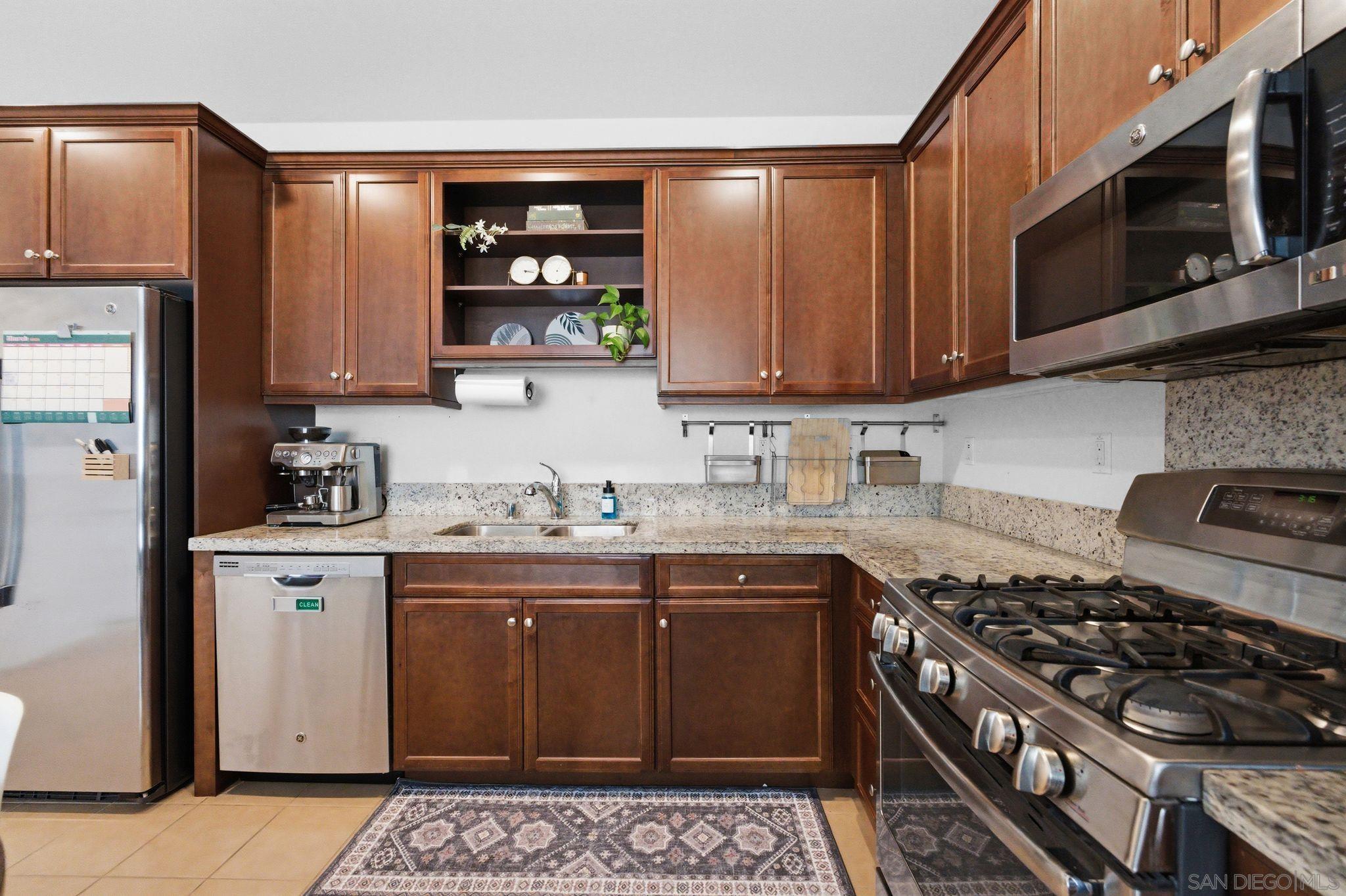 Detail Gallery Image 16 of 50 For 1512  Champion Lane  #UNIT 2,  Chula Vista,  CA 91915 - 3 Beds | 2/1 Baths