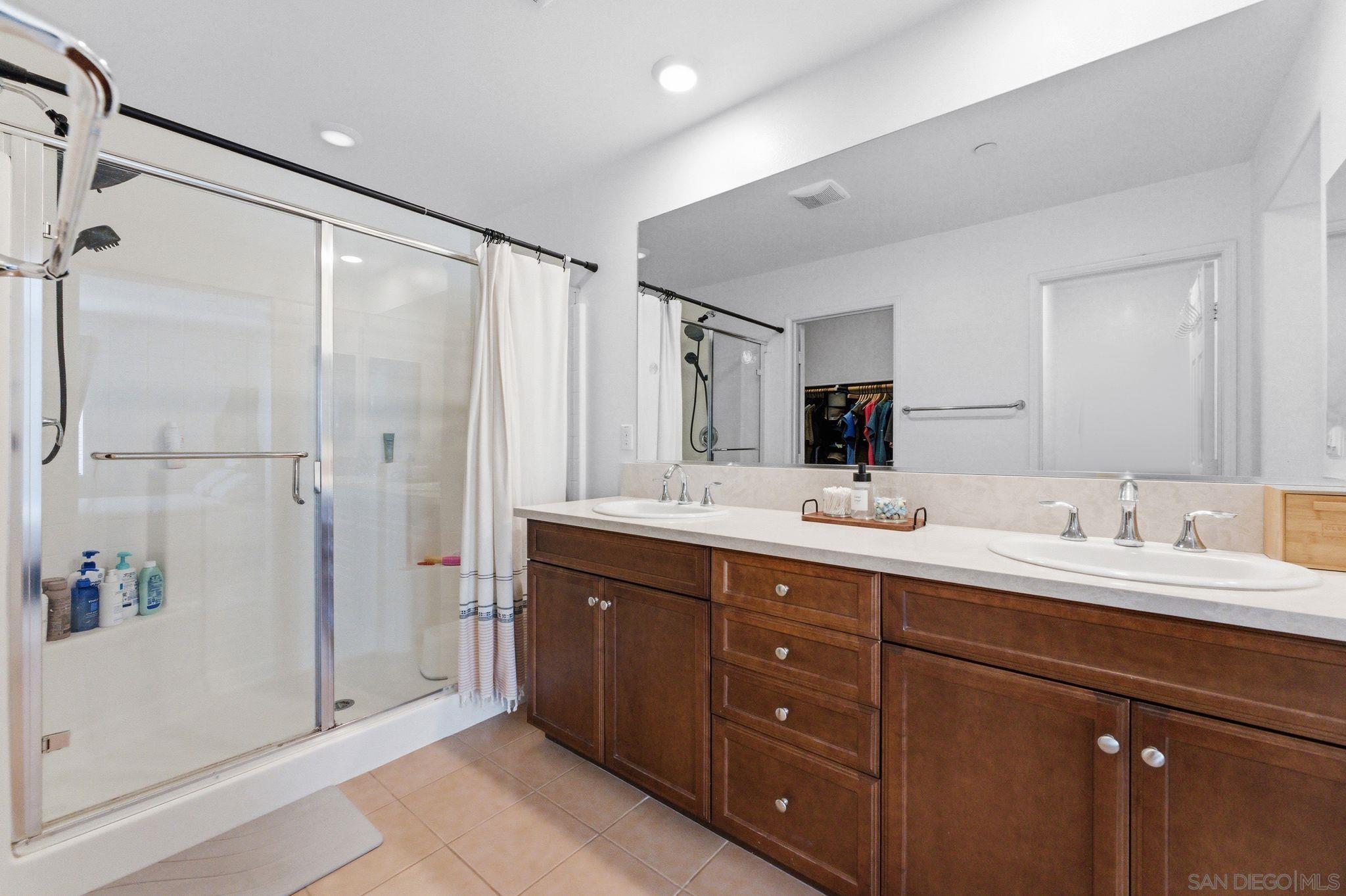 Detail Gallery Image 31 of 50 For 1512  Champion Lane  #UNIT 2,  Chula Vista,  CA 91915 - 3 Beds | 2/1 Baths