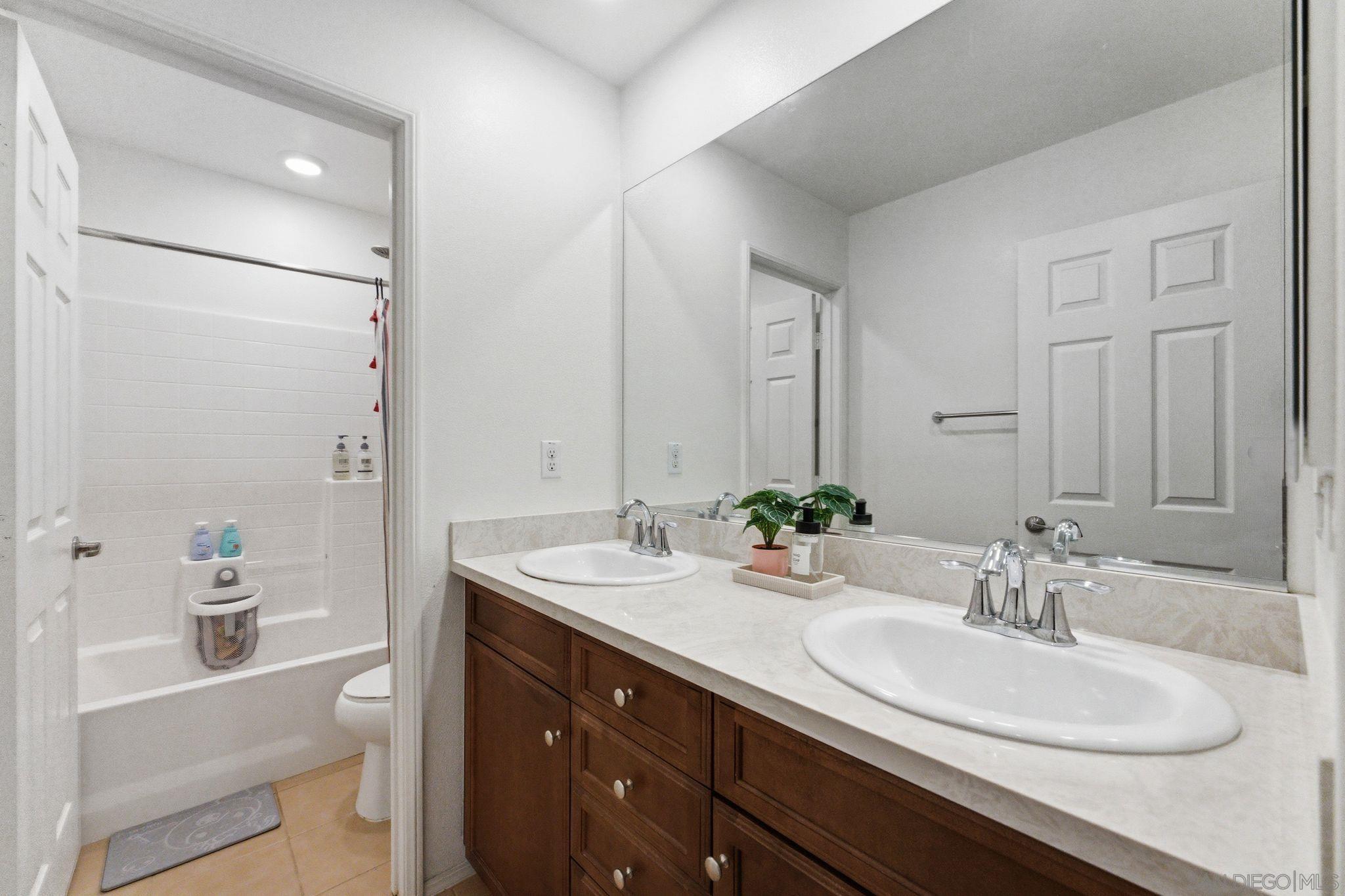 Detail Gallery Image 32 of 50 For 1512  Champion Lane  #UNIT 2,  Chula Vista,  CA 91915 - 3 Beds | 2/1 Baths