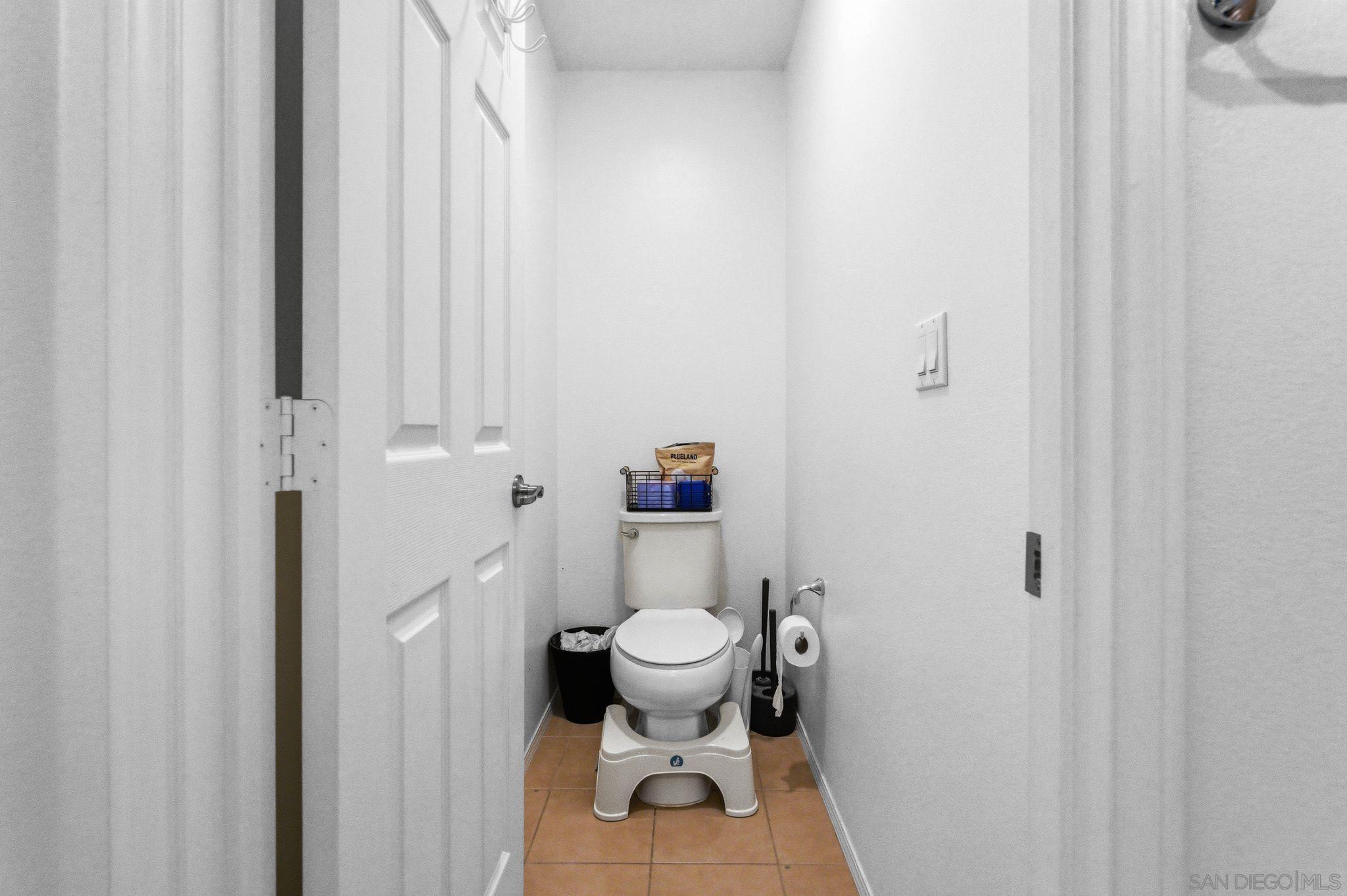 Detail Gallery Image 35 of 50 For 1512  Champion Lane  #UNIT 2,  Chula Vista,  CA 91915 - 3 Beds | 2/1 Baths