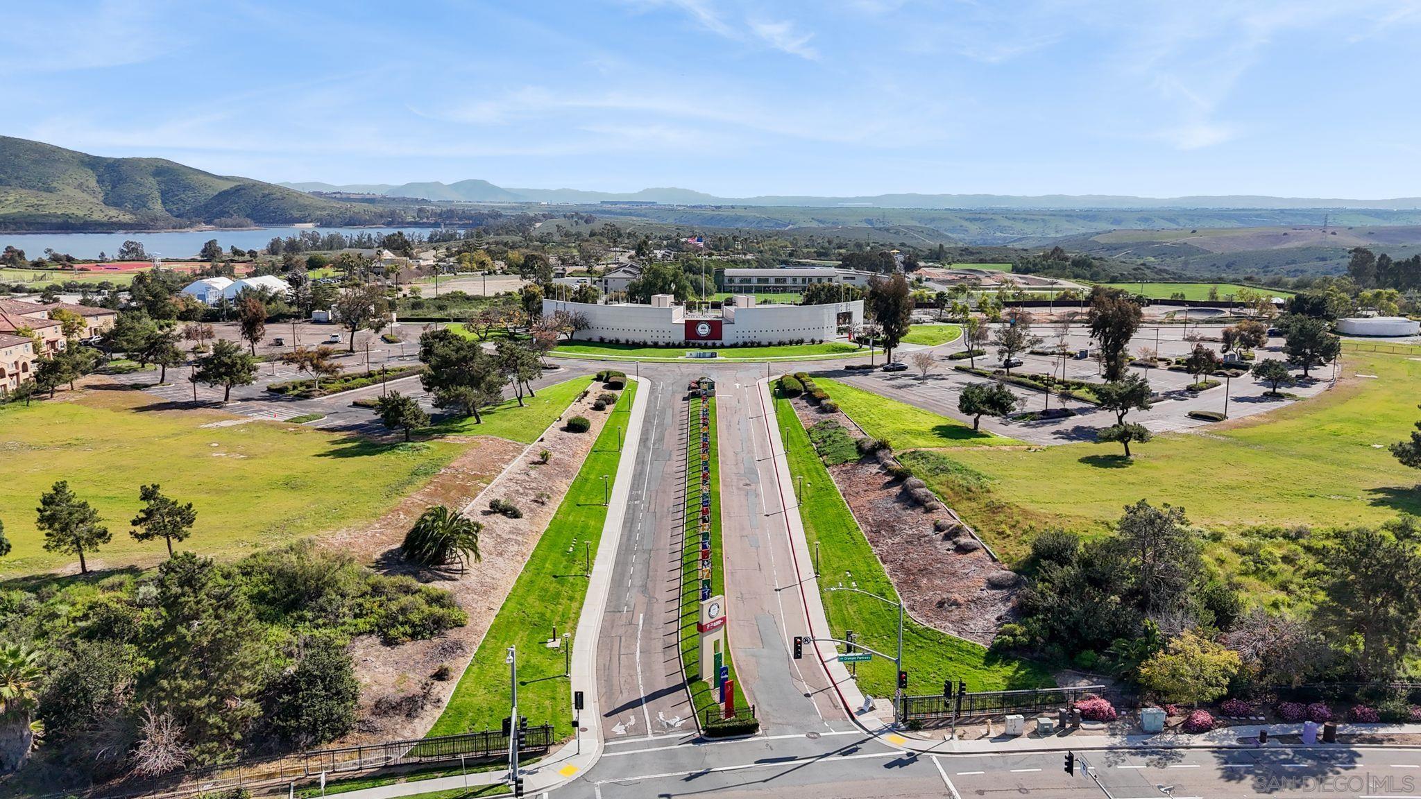 Detail Gallery Image 44 of 50 For 1512  Champion Lane  #UNIT 2,  Chula Vista,  CA 91915 - 3 Beds | 2/1 Baths