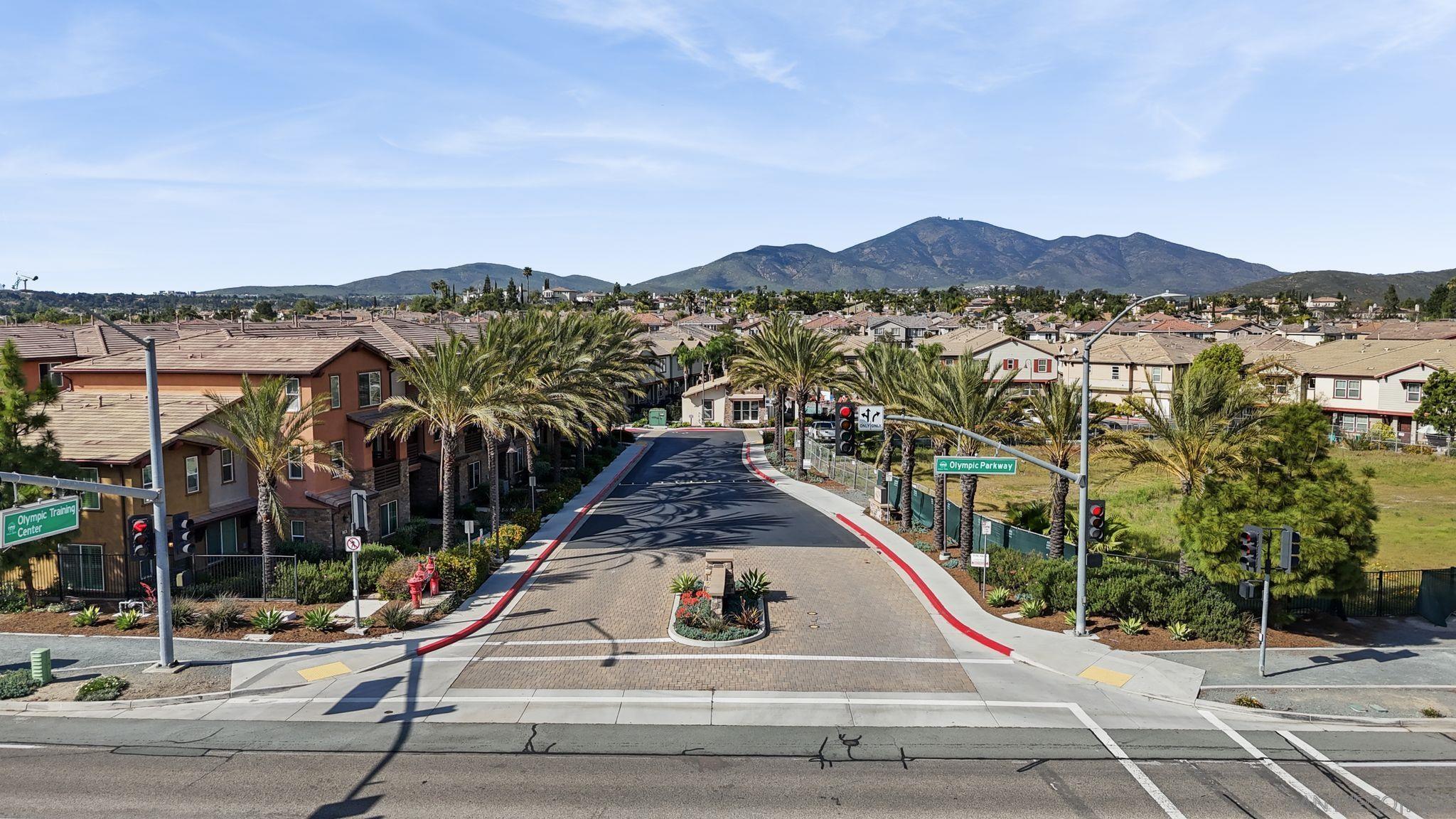 Detail Gallery Image 45 of 50 For 1512  Champion Lane  #UNIT 2,  Chula Vista,  CA 91915 - 3 Beds | 2/1 Baths