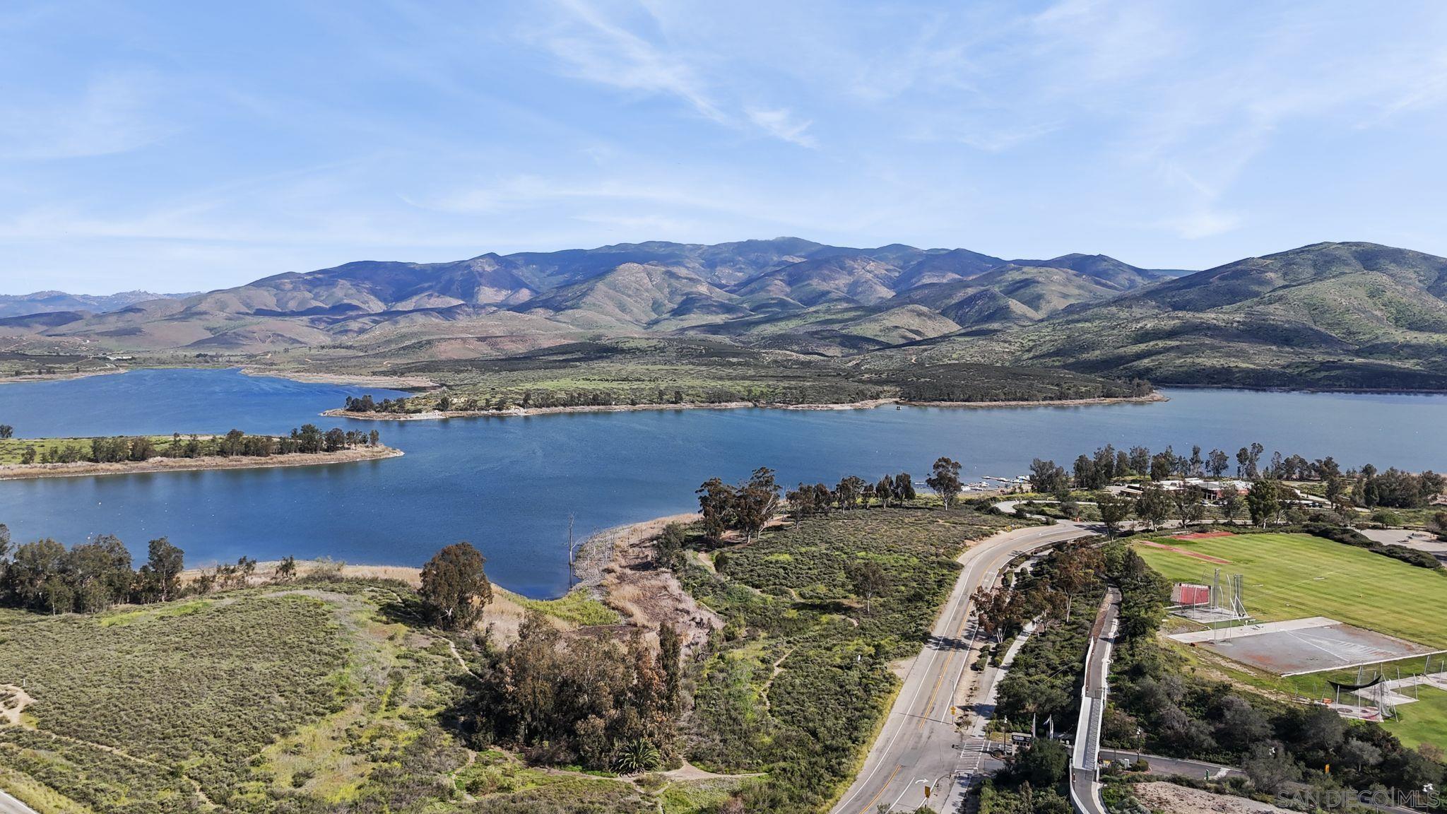 Detail Gallery Image 49 of 50 For 1512  Champion Lane  #UNIT 2,  Chula Vista,  CA 91915 - 3 Beds | 2/1 Baths