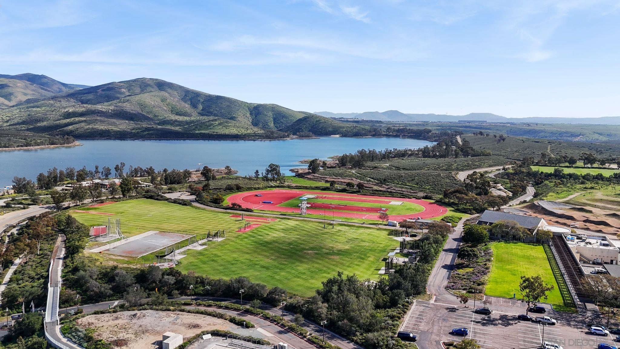 Detail Gallery Image 50 of 50 For 1512  Champion Lane  #UNIT 2,  Chula Vista,  CA 91915 - 3 Beds | 2/1 Baths