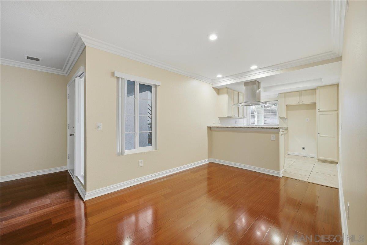 Detail Gallery Image 8 of 29 For 4829  Bella Pacific Row  #116,  San Diego,  CA 92109 - 2 Beds | 2 Baths