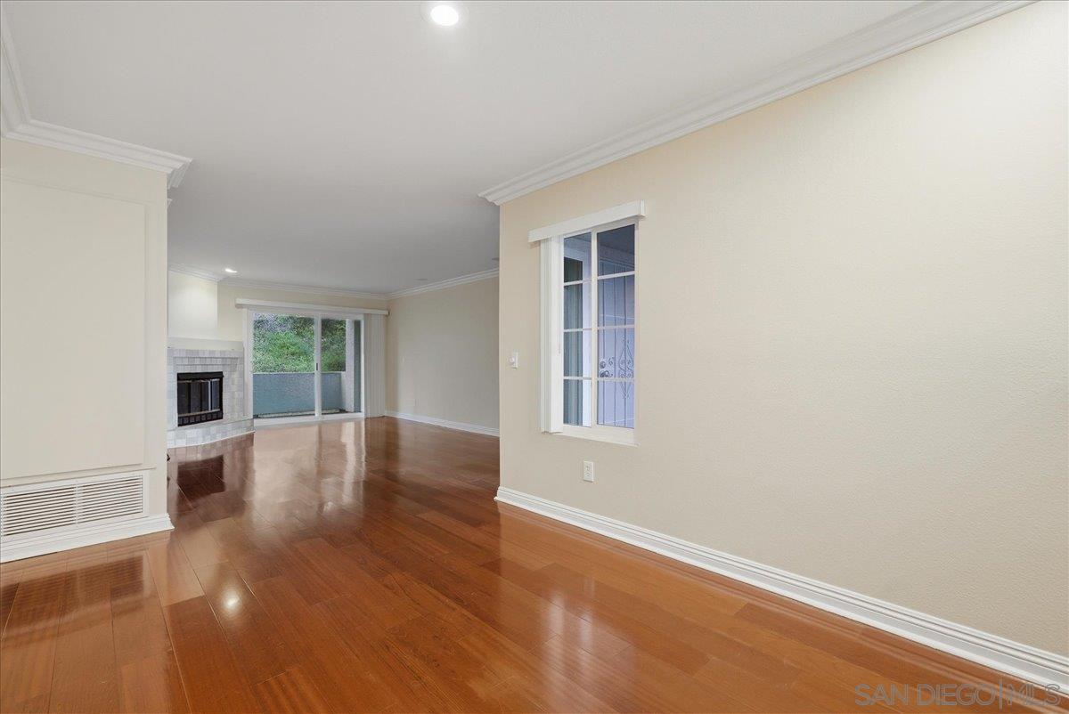 Detail Gallery Image 9 of 29 For 4829  Bella Pacific Row  #116,  San Diego,  CA 92109 - 2 Beds | 2 Baths