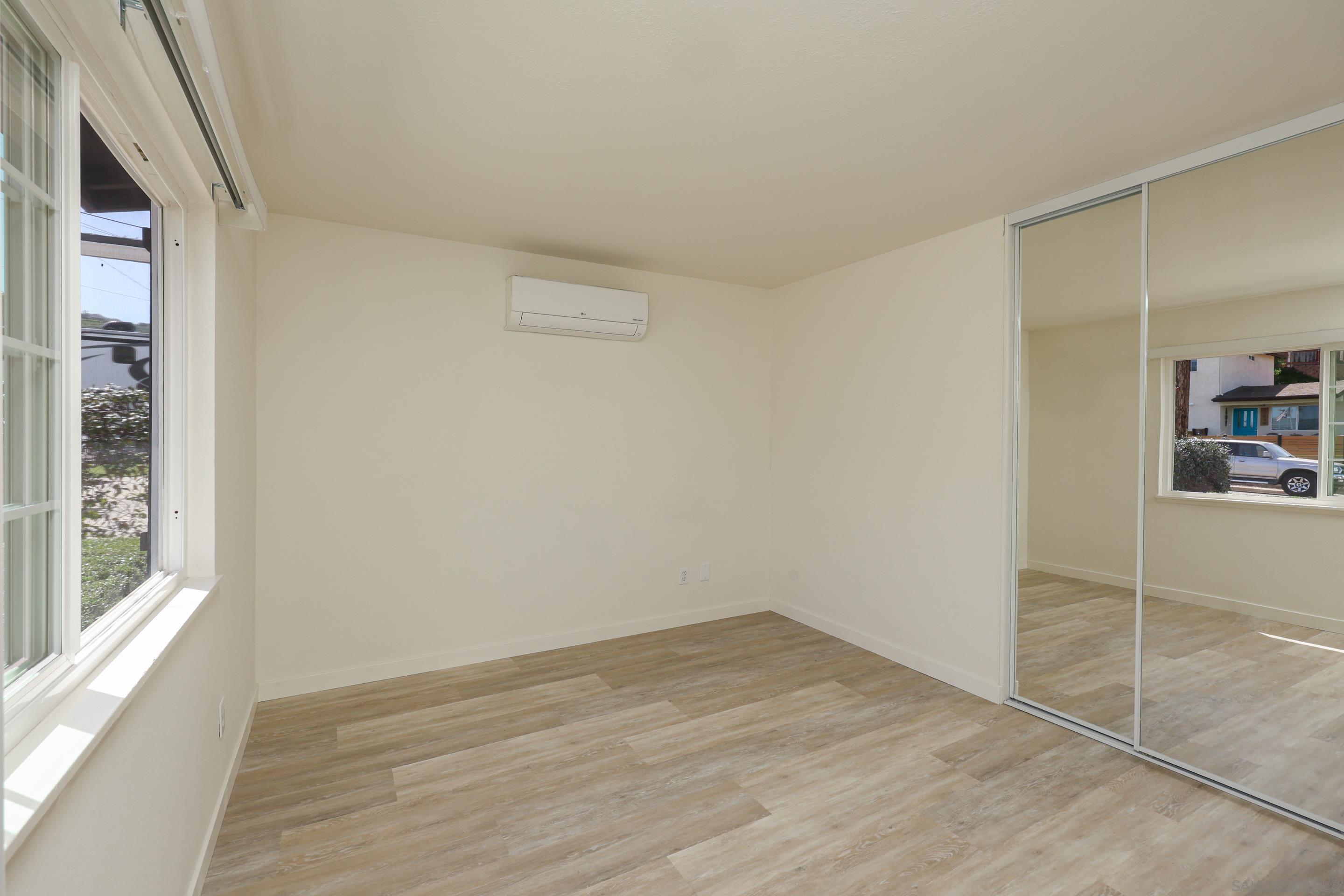 Detail Gallery Image 15 of 30 For 11102  Shadow Hill Way, Santee,  CA 92071 - 3 Beds | 2 Baths