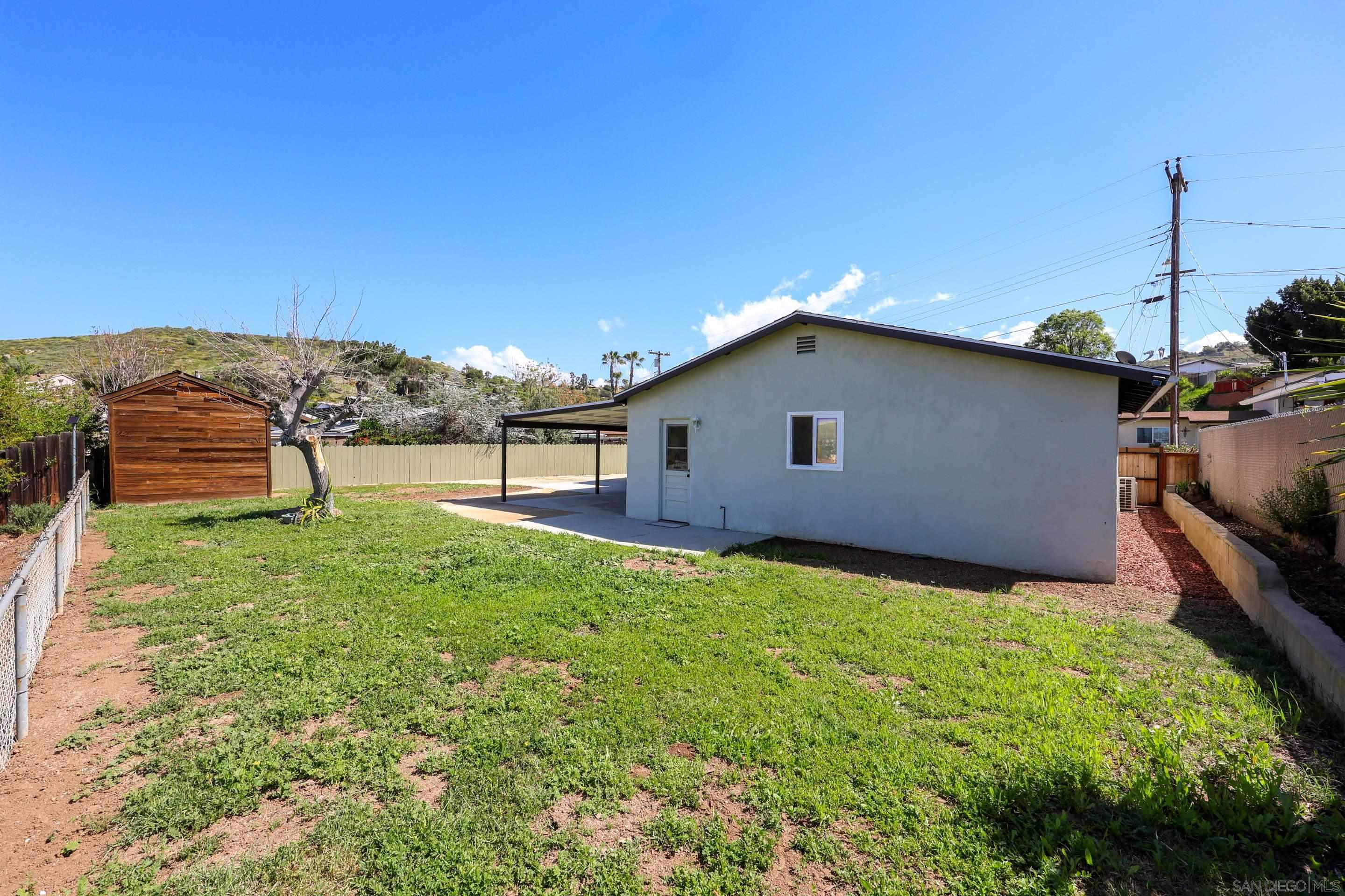 Detail Gallery Image 22 of 30 For 11102  Shadow Hill Way, Santee,  CA 92071 - 3 Beds | 2 Baths