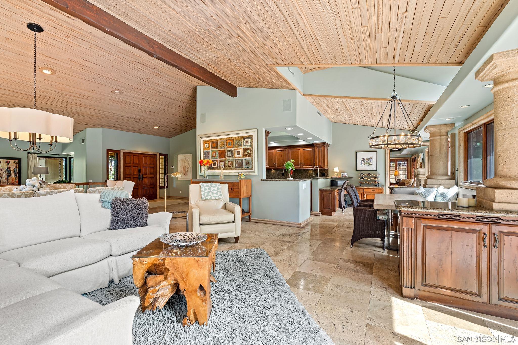 Detail Gallery Image 16 of 75 For 2969  Racetrack View, Del Mar,  CA 92014 - 4 Beds | 4 Baths