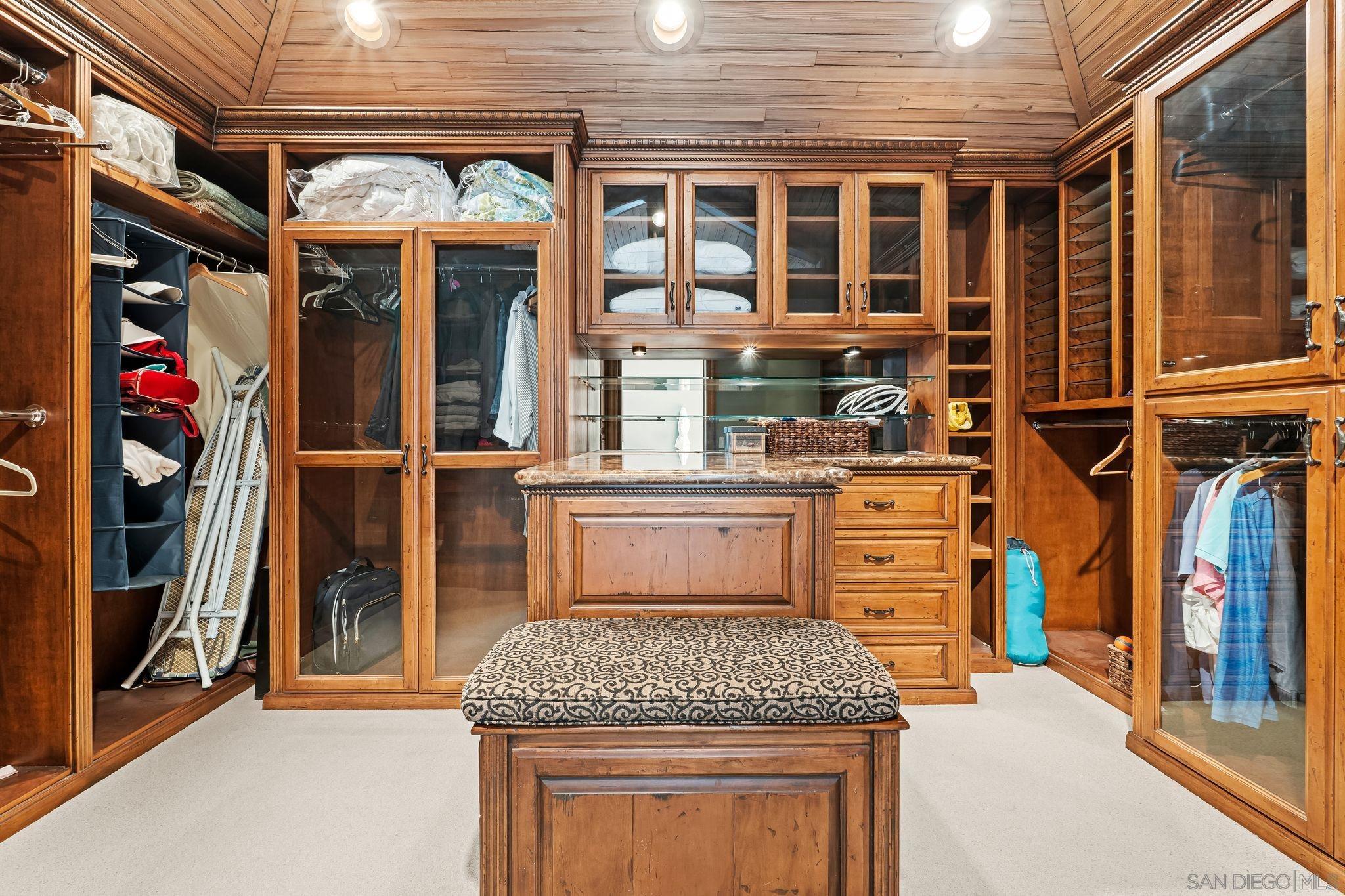 Detail Gallery Image 37 of 75 For 2969  Racetrack View, Del Mar,  CA 92014 - 4 Beds | 4 Baths