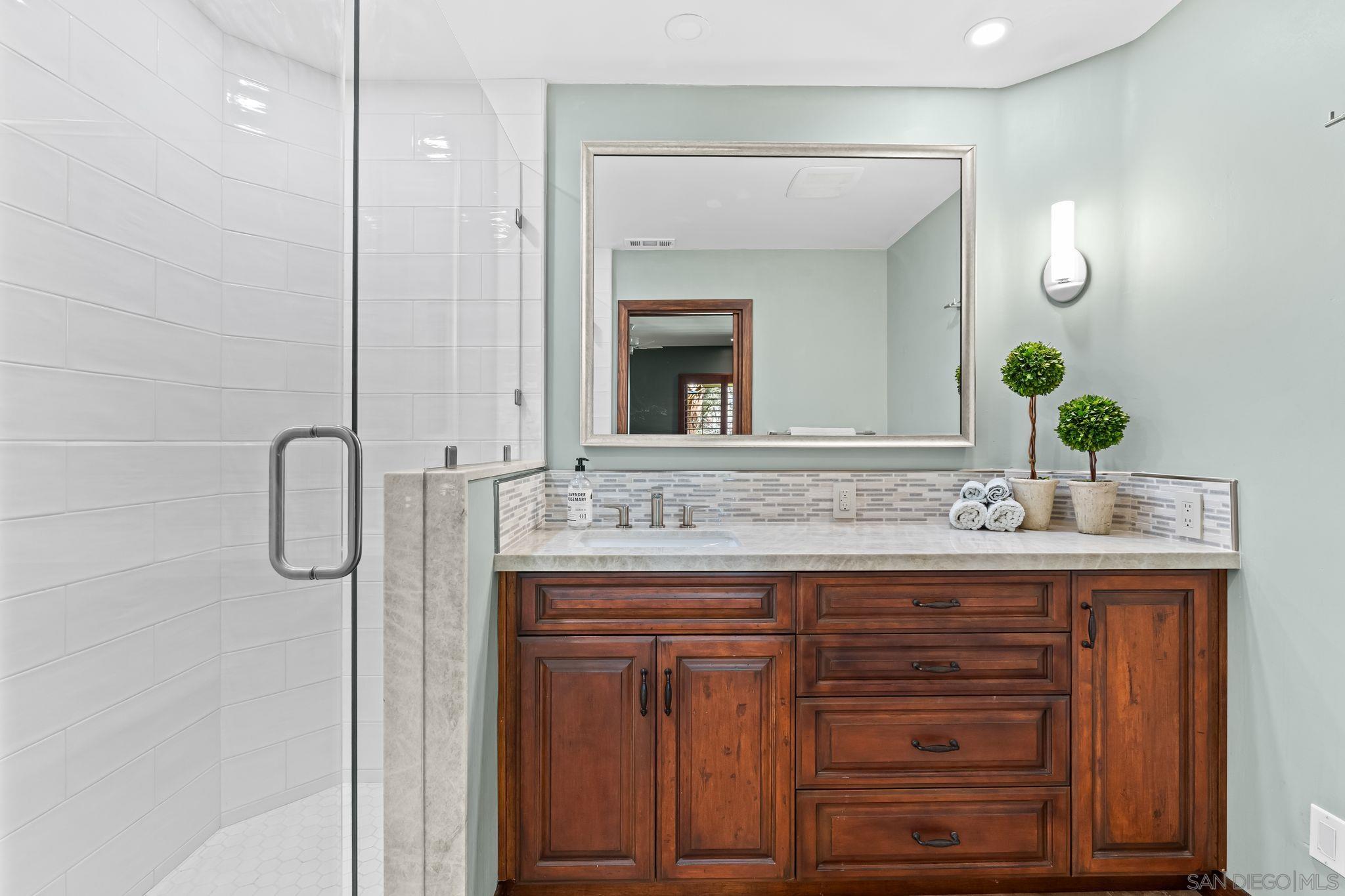 Detail Gallery Image 42 of 75 For 2969  Racetrack View, Del Mar,  CA 92014 - 4 Beds | 4 Baths