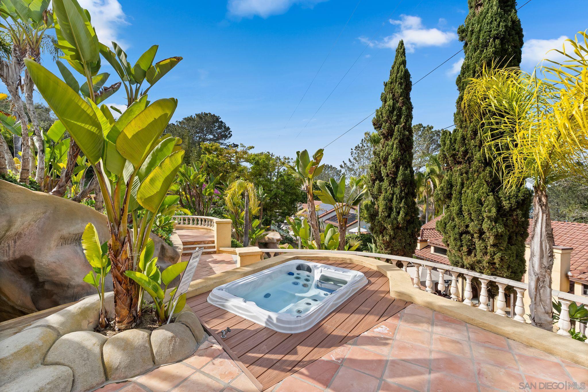 Detail Gallery Image 60 of 75 For 2969  Racetrack View, Del Mar,  CA 92014 - 4 Beds | 4 Baths