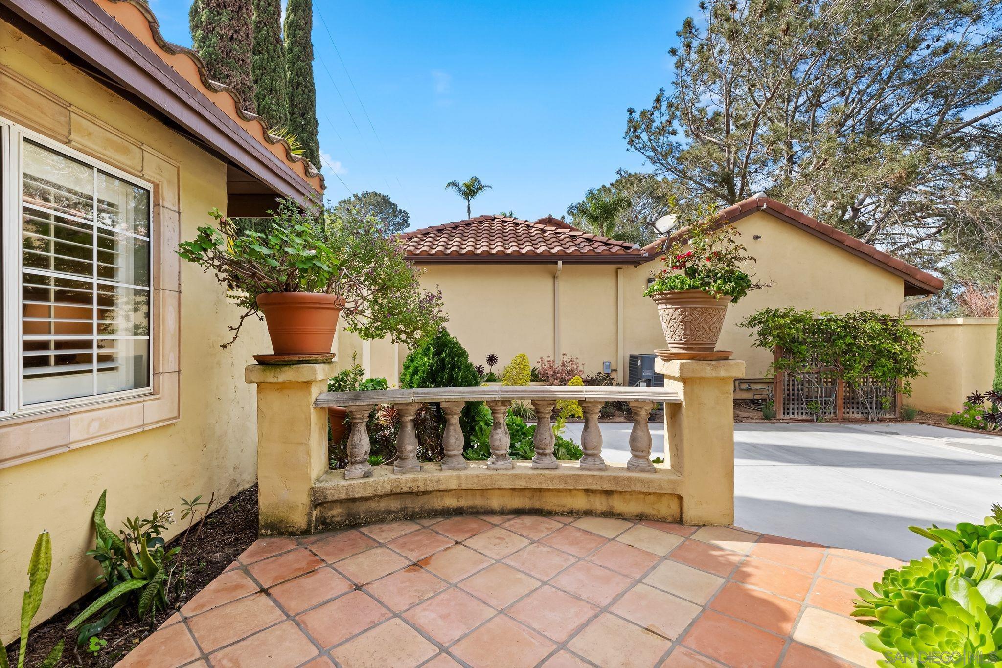 Detail Gallery Image 71 of 75 For 2969  Racetrack View, Del Mar,  CA 92014 - 4 Beds | 4 Baths