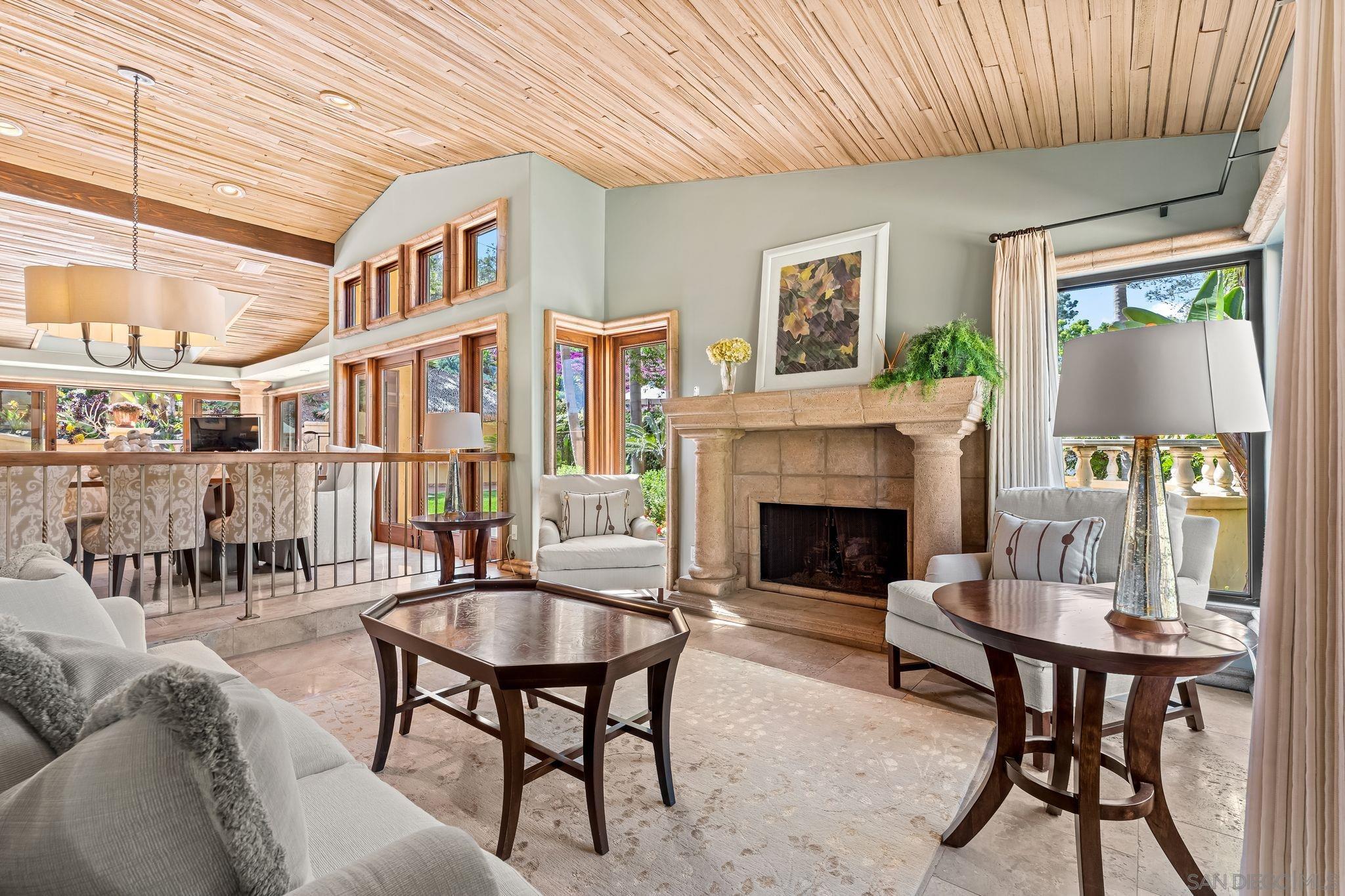 Detail Gallery Image 9 of 75 For 2969  Racetrack View, Del Mar,  CA 92014 - 4 Beds | 4 Baths