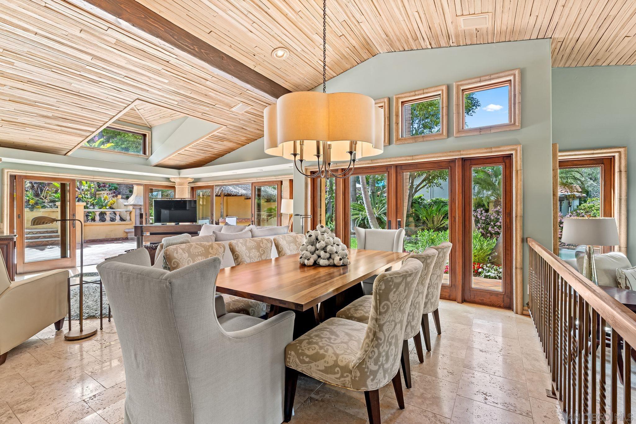 Detail Gallery Image 10 of 75 For 2969  Racetrack View, Del Mar,  CA 92014 - 4 Beds | 4 Baths