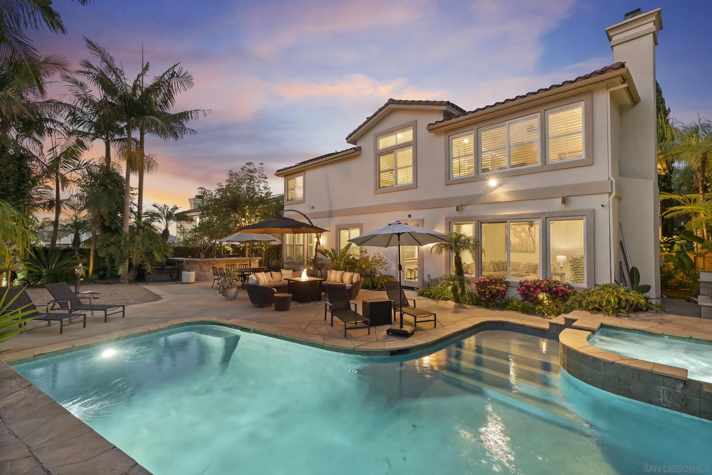 Detail Gallery Image 3 of 67 For 5255  Greenwillow Ln, San Diego,  CA 92130 - 7 Beds | 5/1 Baths