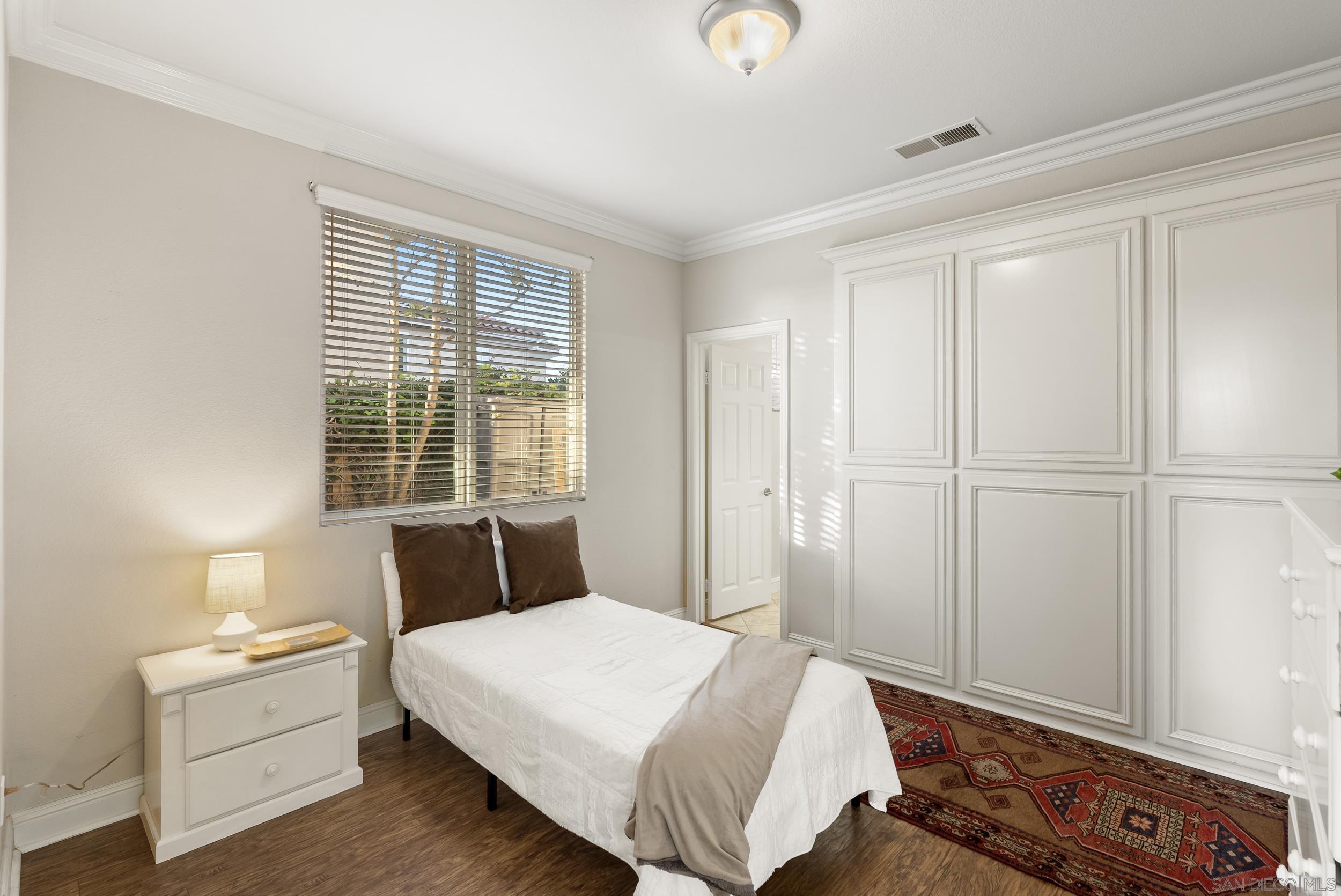 Detail Gallery Image 30 of 67 For 5255  Greenwillow Ln, San Diego,  CA 92130 - 7 Beds | 5/1 Baths