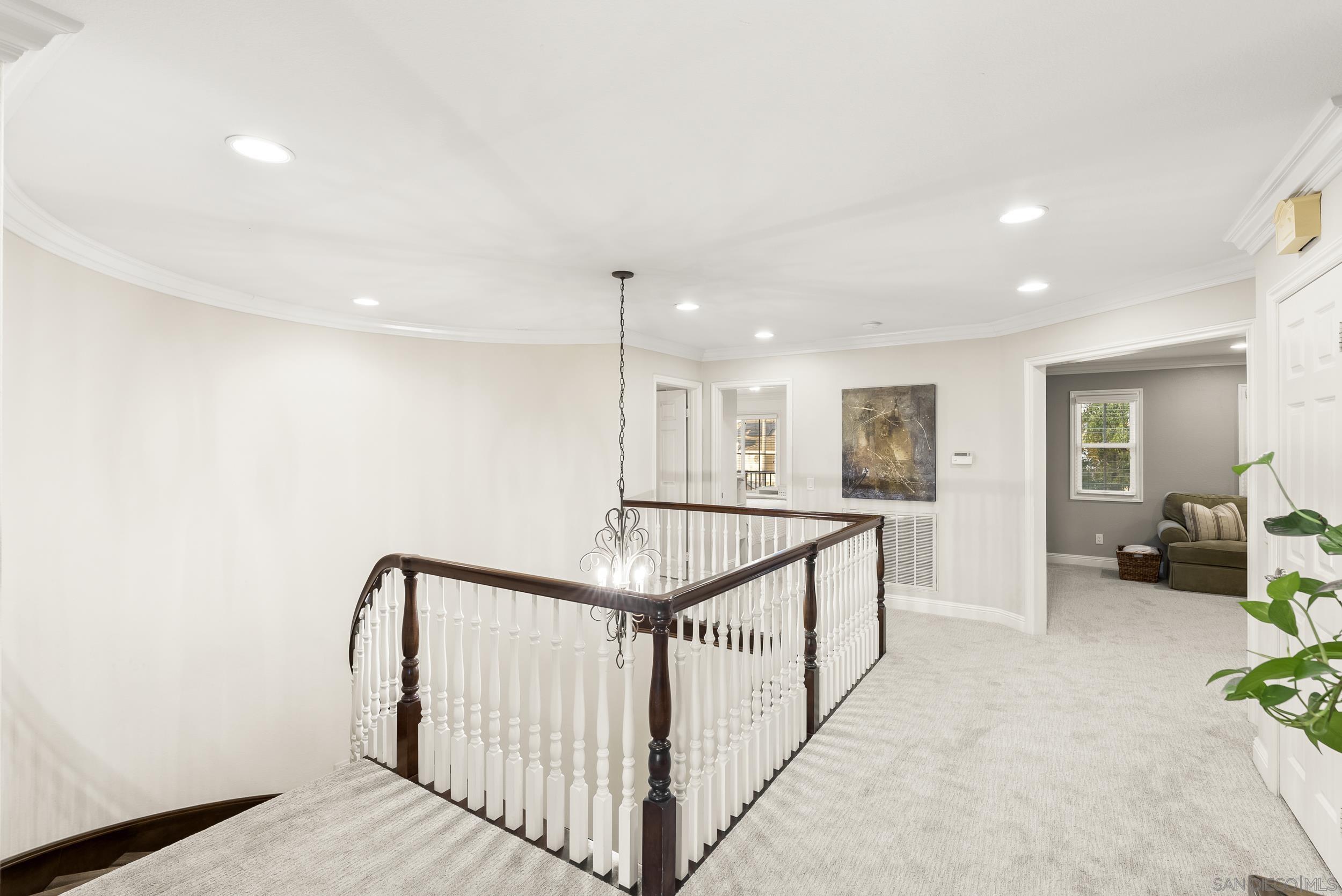 Detail Gallery Image 43 of 67 For 5255  Greenwillow Ln, San Diego,  CA 92130 - 7 Beds | 5/1 Baths