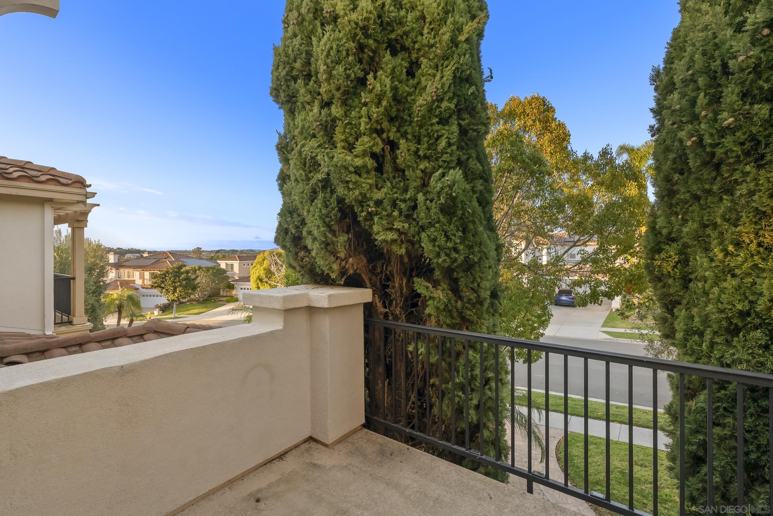 Detail Gallery Image 47 of 67 For 5255  Greenwillow Ln, San Diego,  CA 92130 - 7 Beds | 5/1 Baths