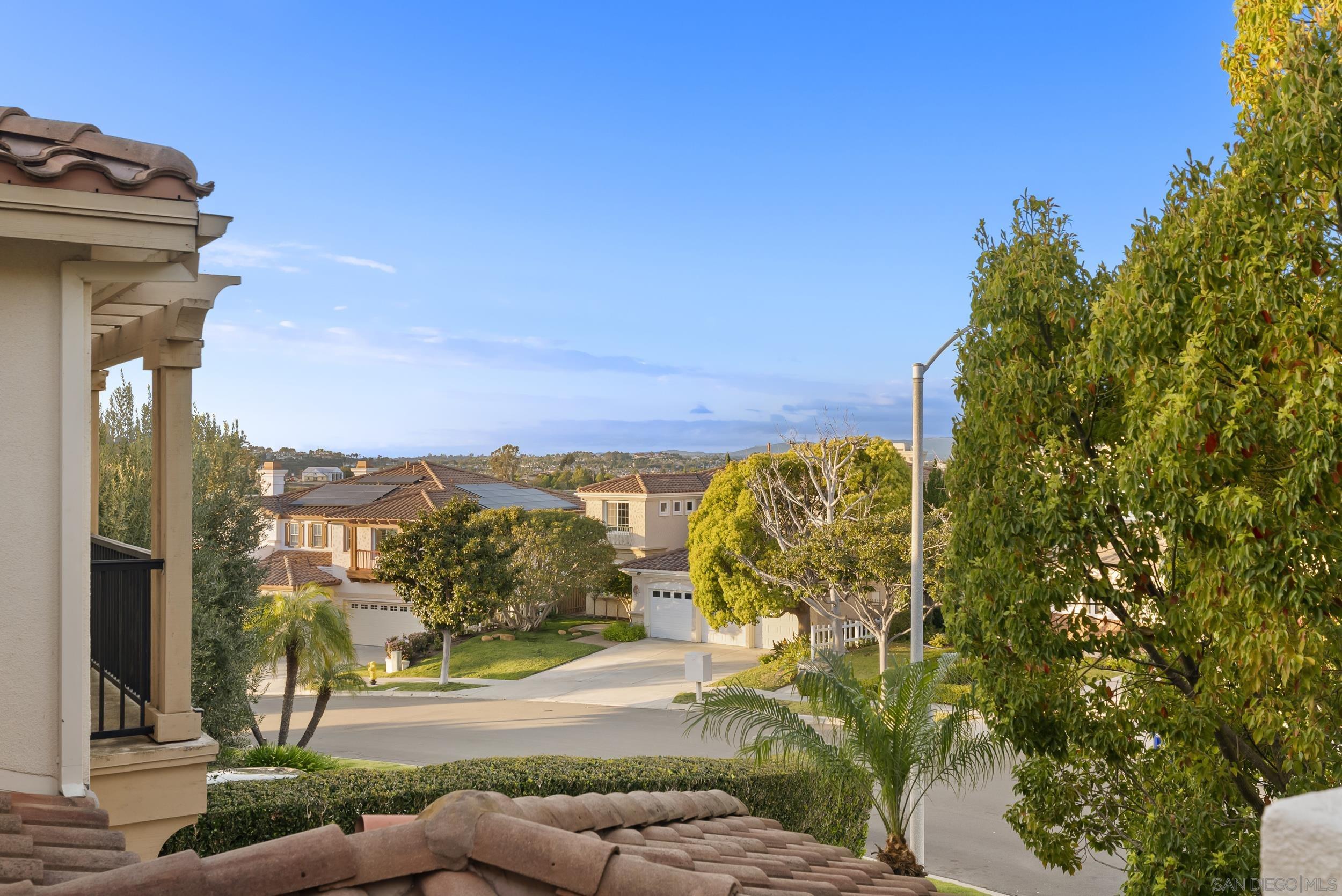 Detail Gallery Image 48 of 67 For 5255  Greenwillow Ln, San Diego,  CA 92130 - 7 Beds | 5/1 Baths