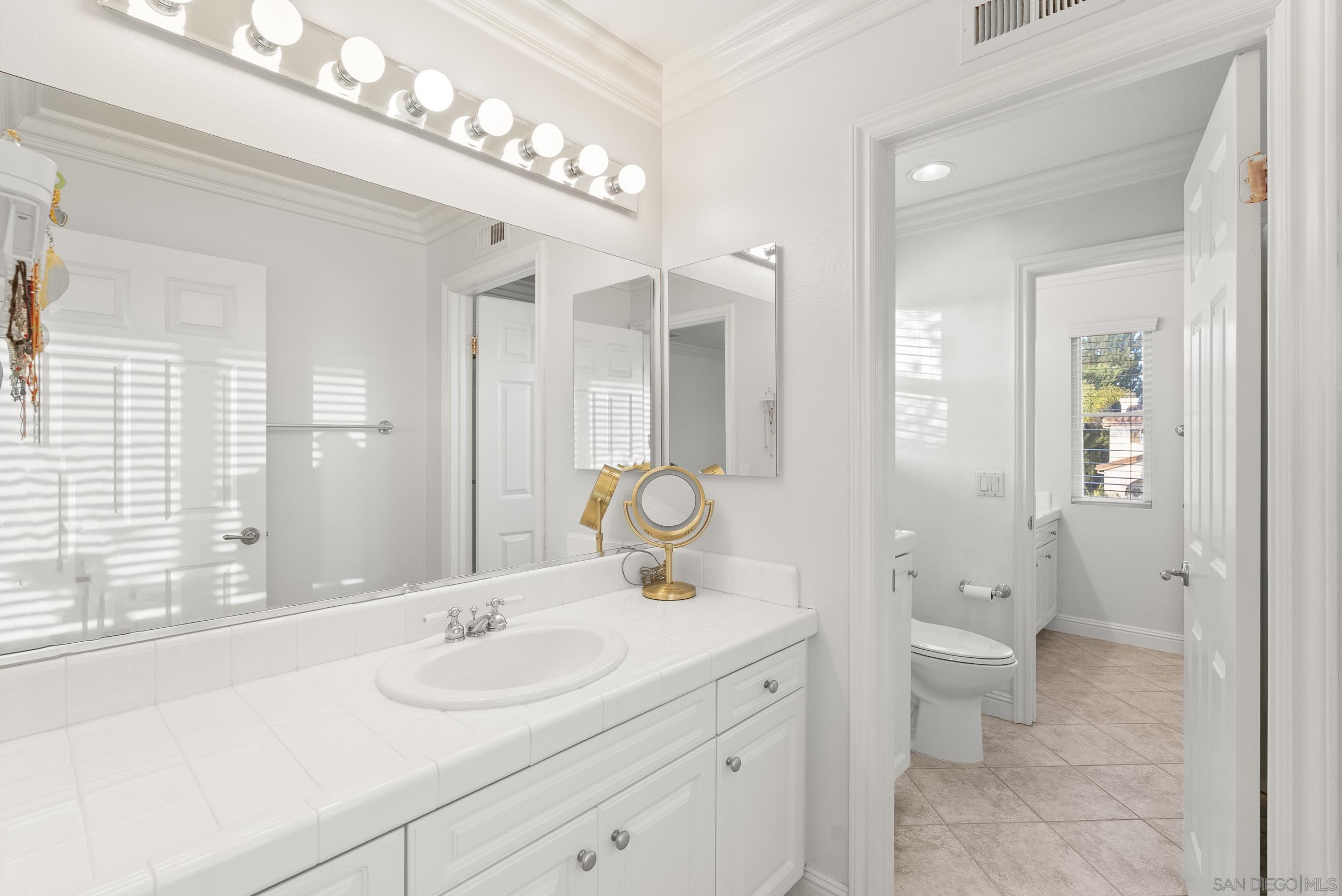 Detail Gallery Image 56 of 67 For 5255  Greenwillow Ln, San Diego,  CA 92130 - 7 Beds | 5/1 Baths