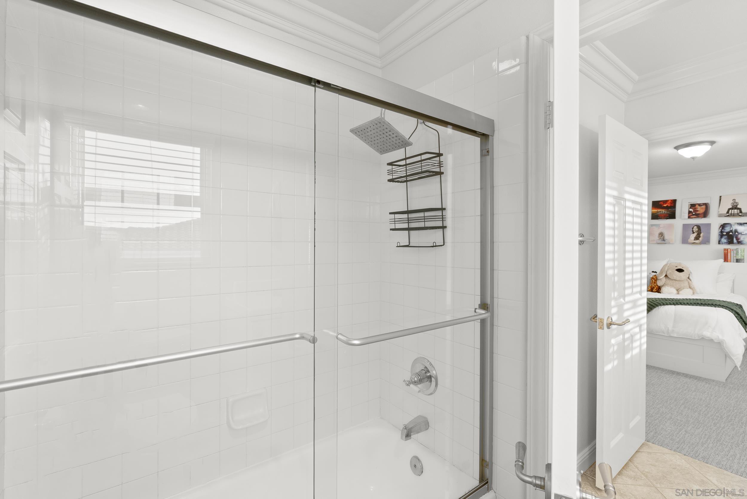 Detail Gallery Image 57 of 67 For 5255  Greenwillow Ln, San Diego,  CA 92130 - 7 Beds | 5/1 Baths