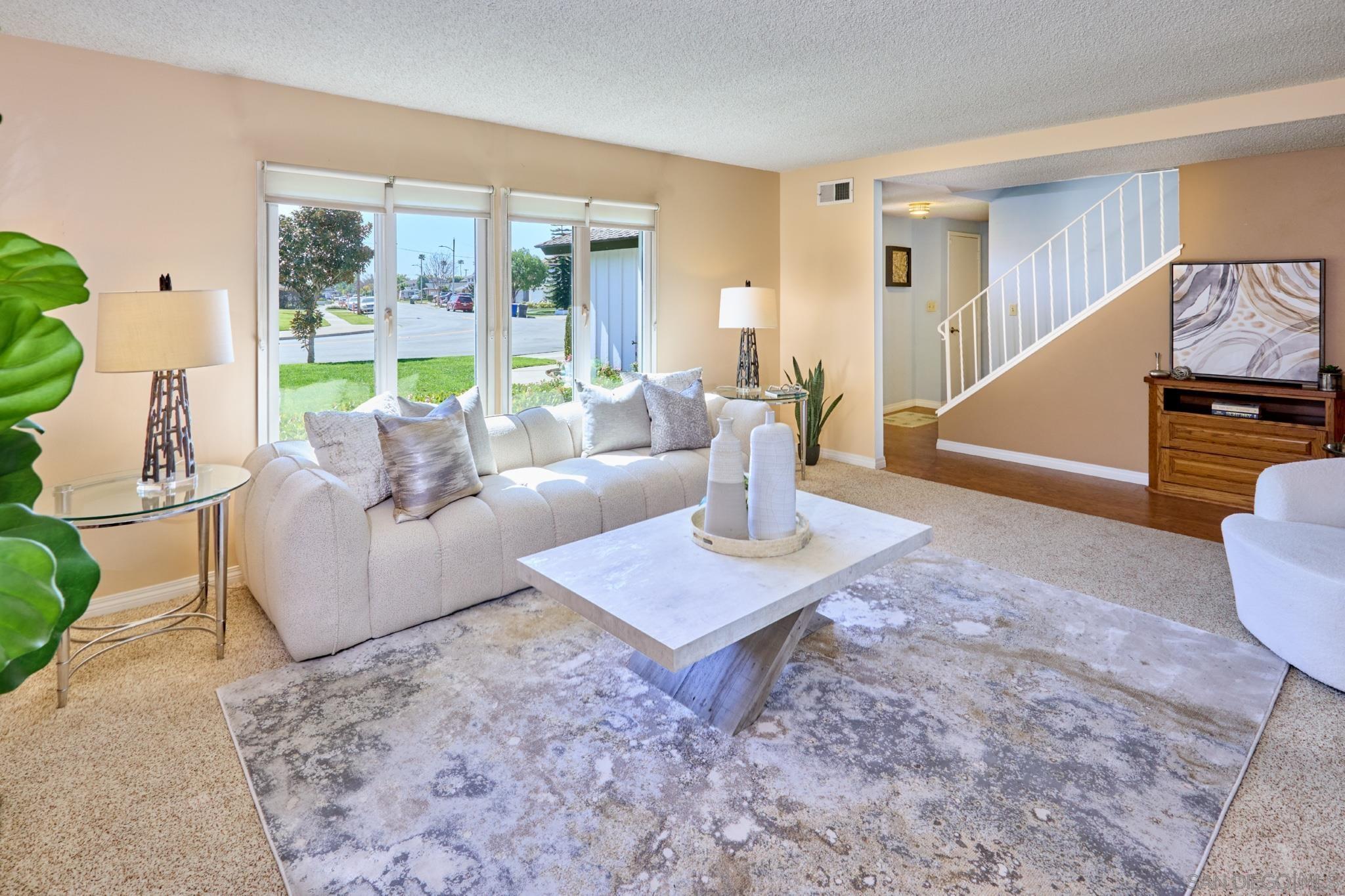 Detail Gallery Image 6 of 24 For 4811  Newman Avenue, Cypress,  CA 90630 - 4 Beds | 2 Baths