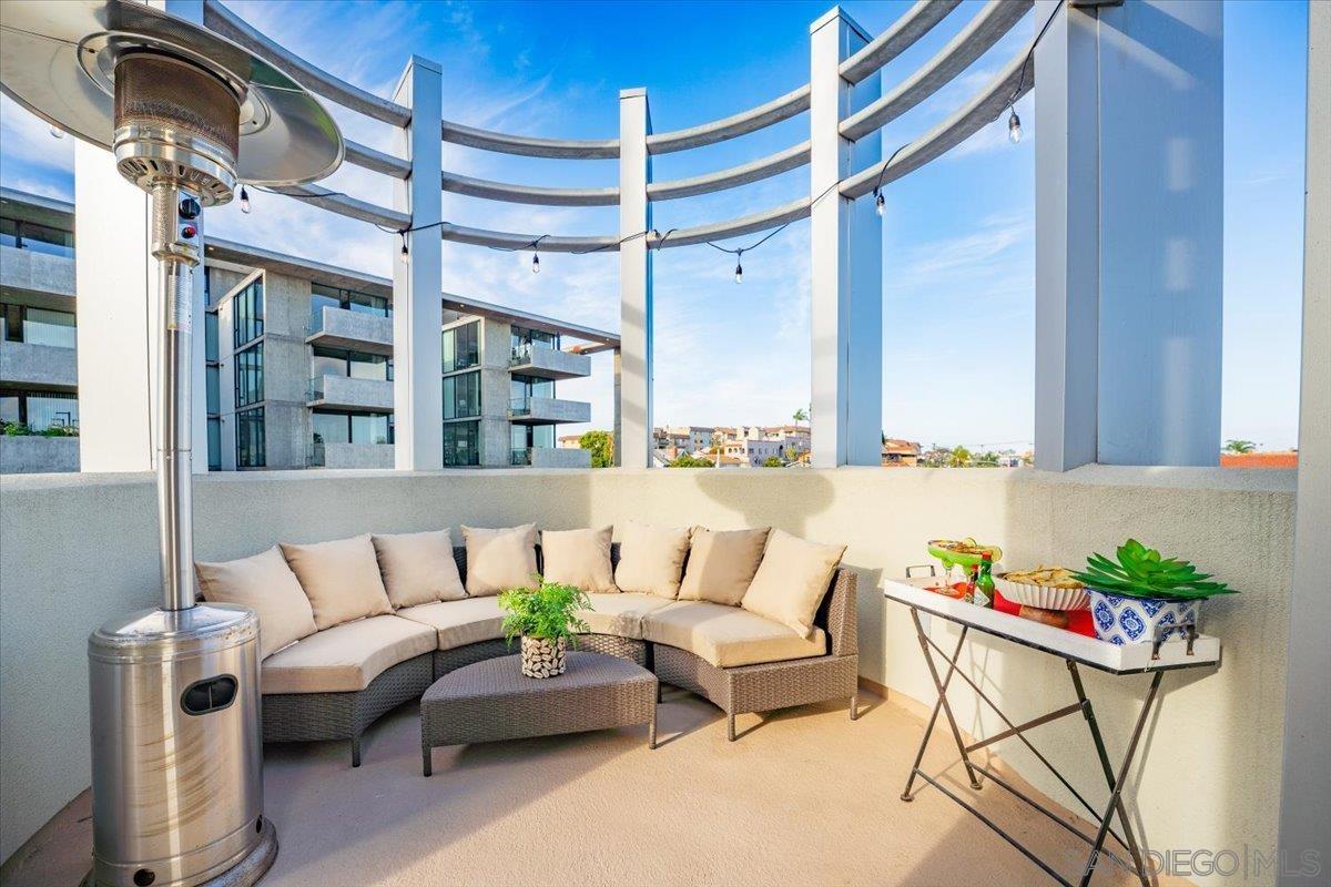 Front Image Thumbnail for SD260005723