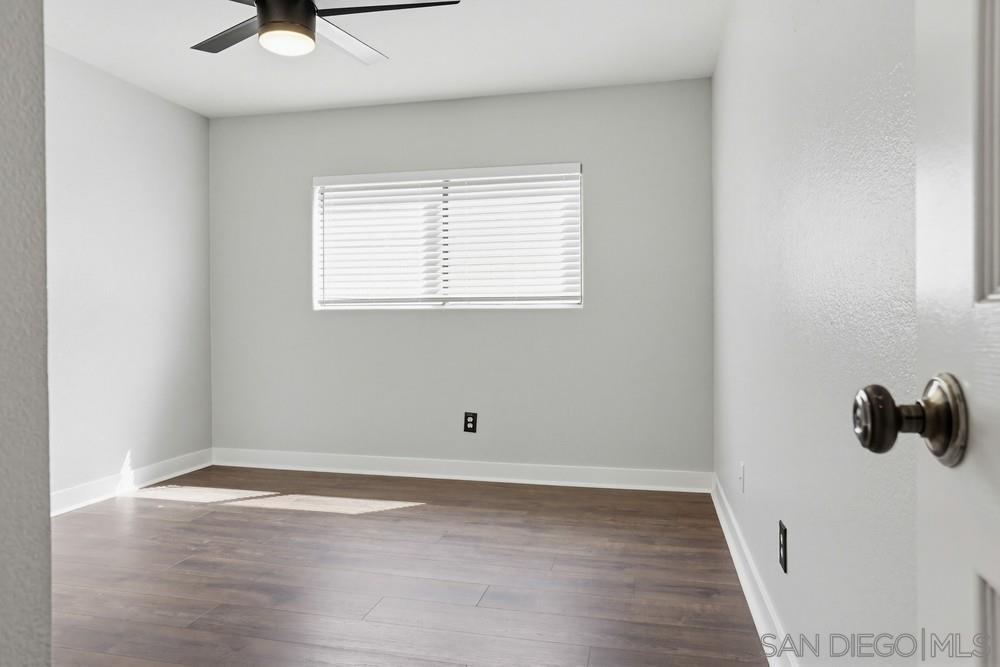 Detail Gallery Image 26 of 35 For 11753  Avenida Sivrita, San Diego,  CA 92128 - 5 Beds | 2/1 Baths