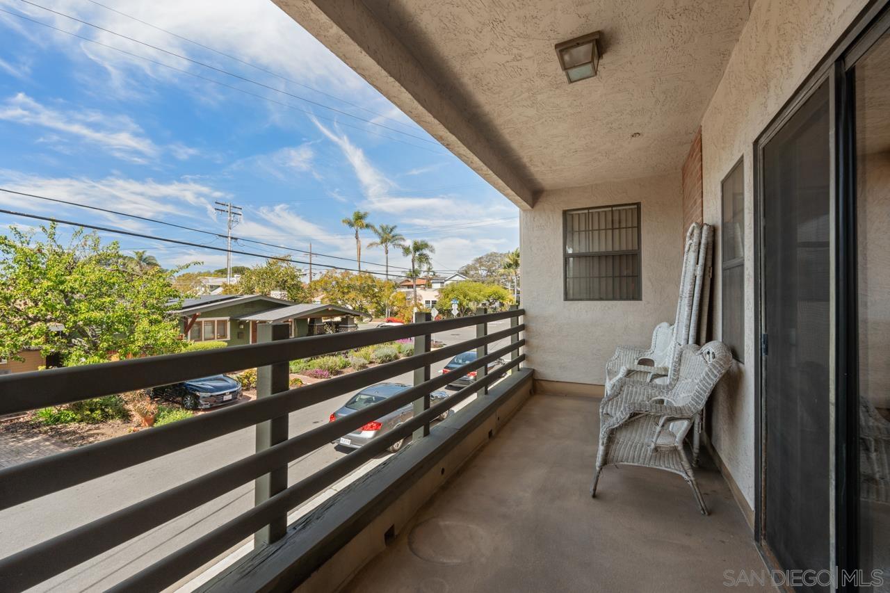 Detail Gallery Image 15 of 29 For 909  Sutter St  #202,  San Diego,  CA 92103 - 2 Beds | 2 Baths