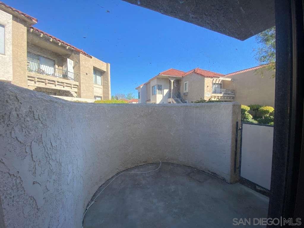 Detail Gallery Image 5 of 16 For 11174  Kelowna Rd, San Diego,  CA 92126 - 2 Beds | 2 Baths