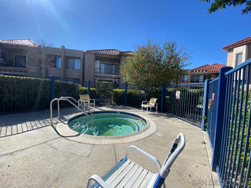 Detail Gallery Image 8 of 16 For 11174  Kelowna Rd, San Diego,  CA 92126 - 2 Beds | 2 Baths