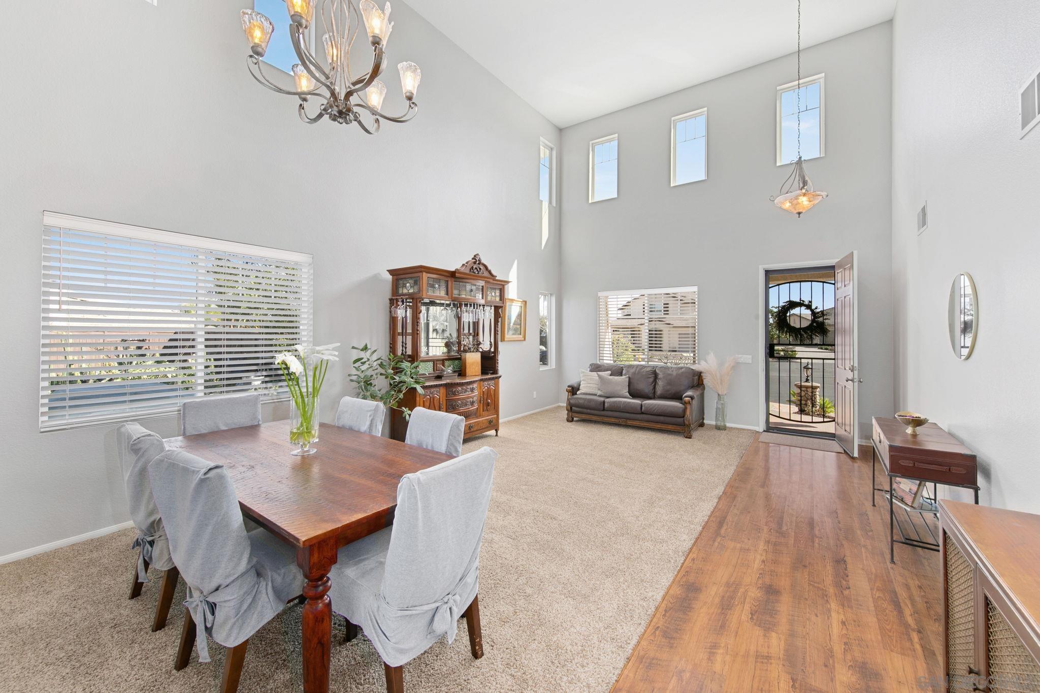 Detail Gallery Image 19 of 71 For 27869  Dogwood Gln, Escondido,  CA 92026 - 5 Beds | 3 Baths