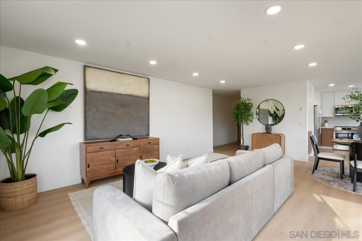 Detail Gallery Image 9 of 34 For 4260  6th Ave, San Diego,  CA 92103 - 2 Beds | 2 Baths