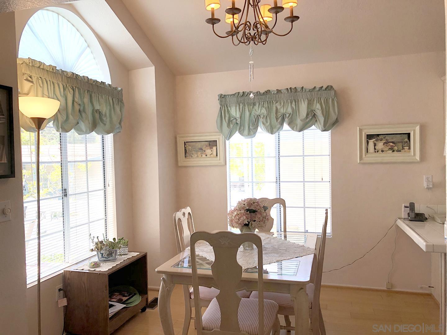 Detail Gallery Image 6 of 23 For 5438  Don Luis Drive, Carlsbad,  CA 92010 - 3 Beds | 2 Baths