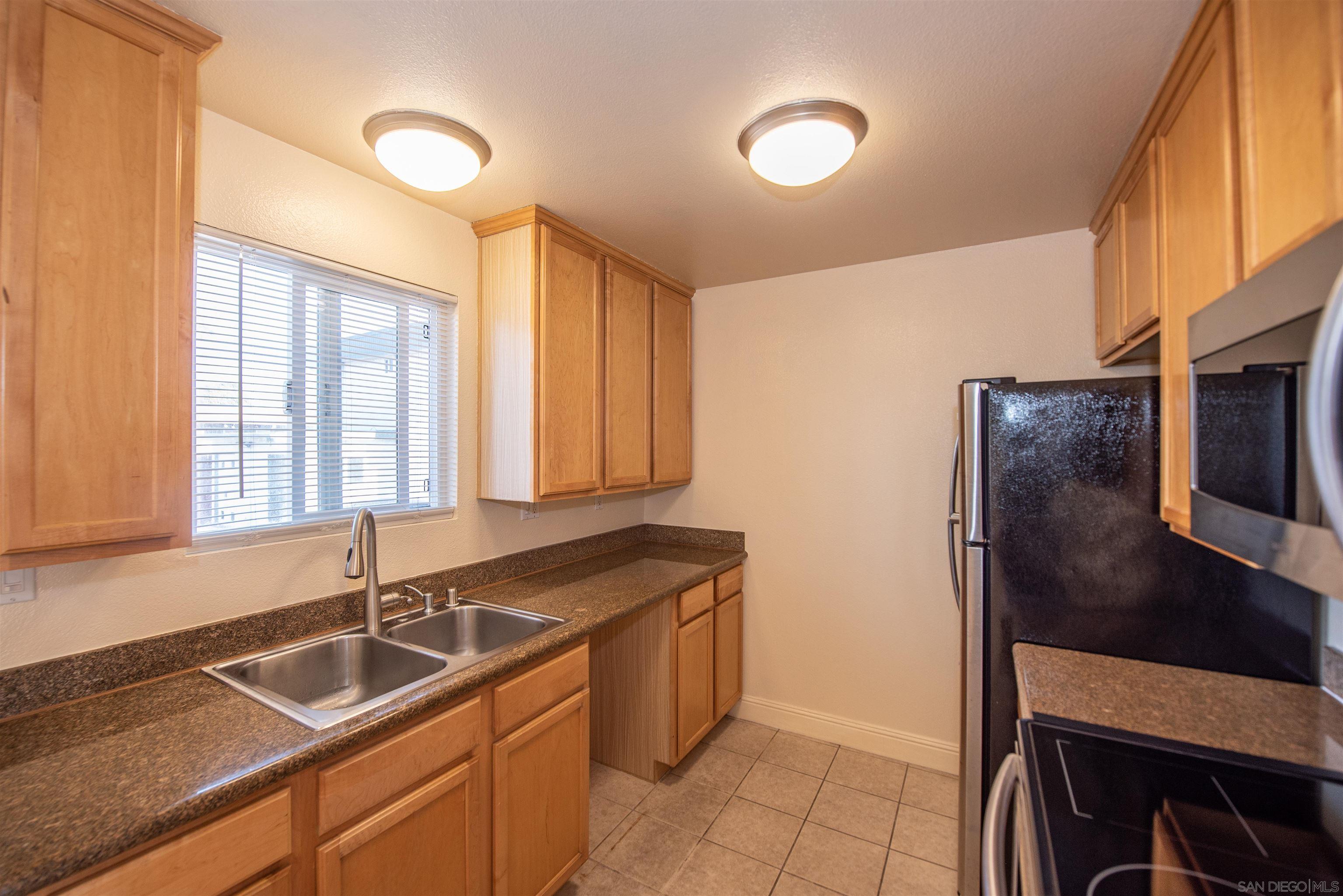 Detail Gallery Image 2 of 29 For 695  Sea Vale St  #512,  Chula Vista,  CA 91910 - 1 Beds | 1 Baths