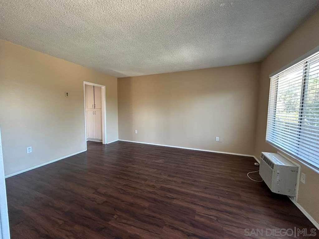 Detail Gallery Image 5 of 13 For 1259 E Ohio Ave  13, Escondido,  CA 92027 - 1 Beds | 1 Baths