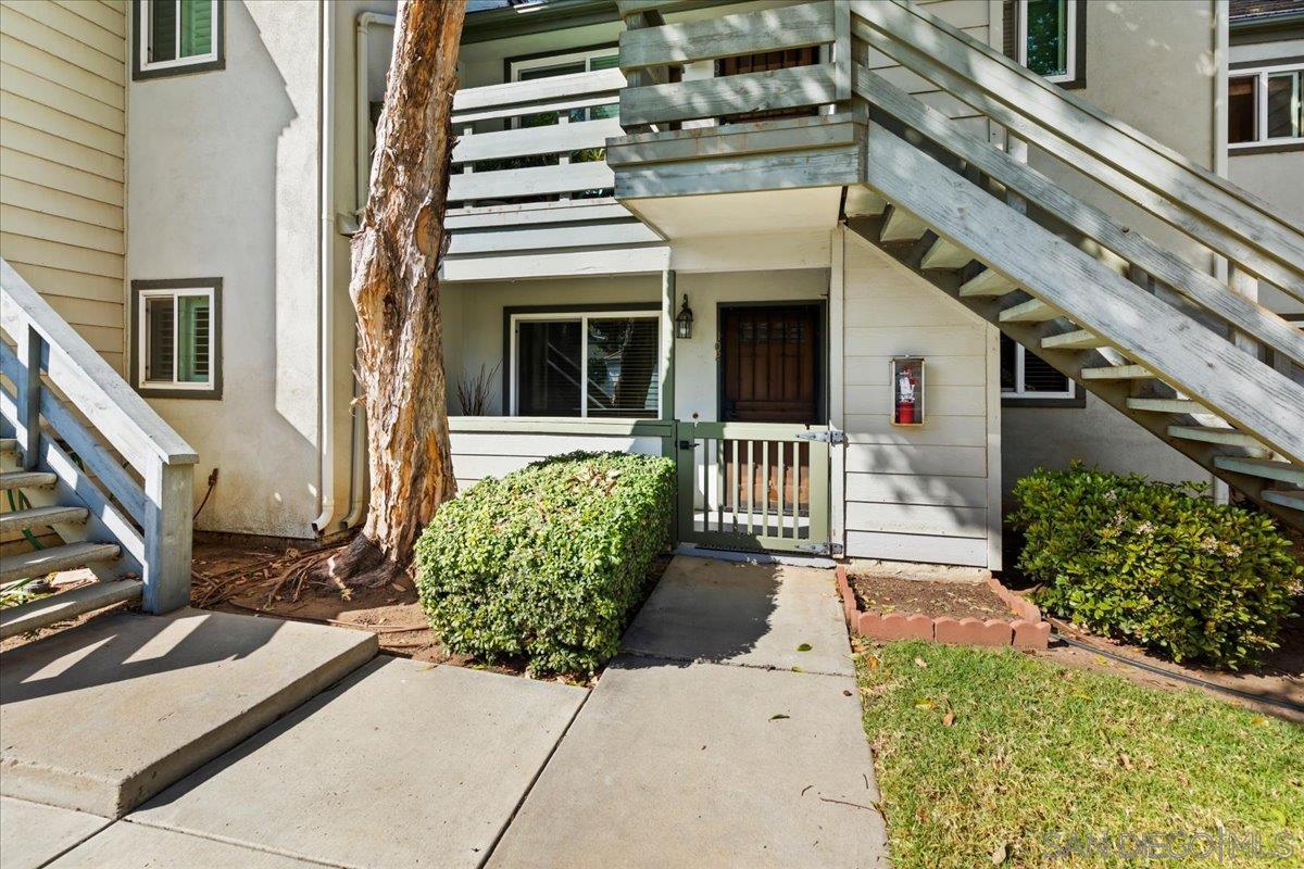 Detail Gallery Image 3 of 30 For 1800 S Maple St  #102,  Escondido,  CA 92025 - 2 Beds | 1 Baths