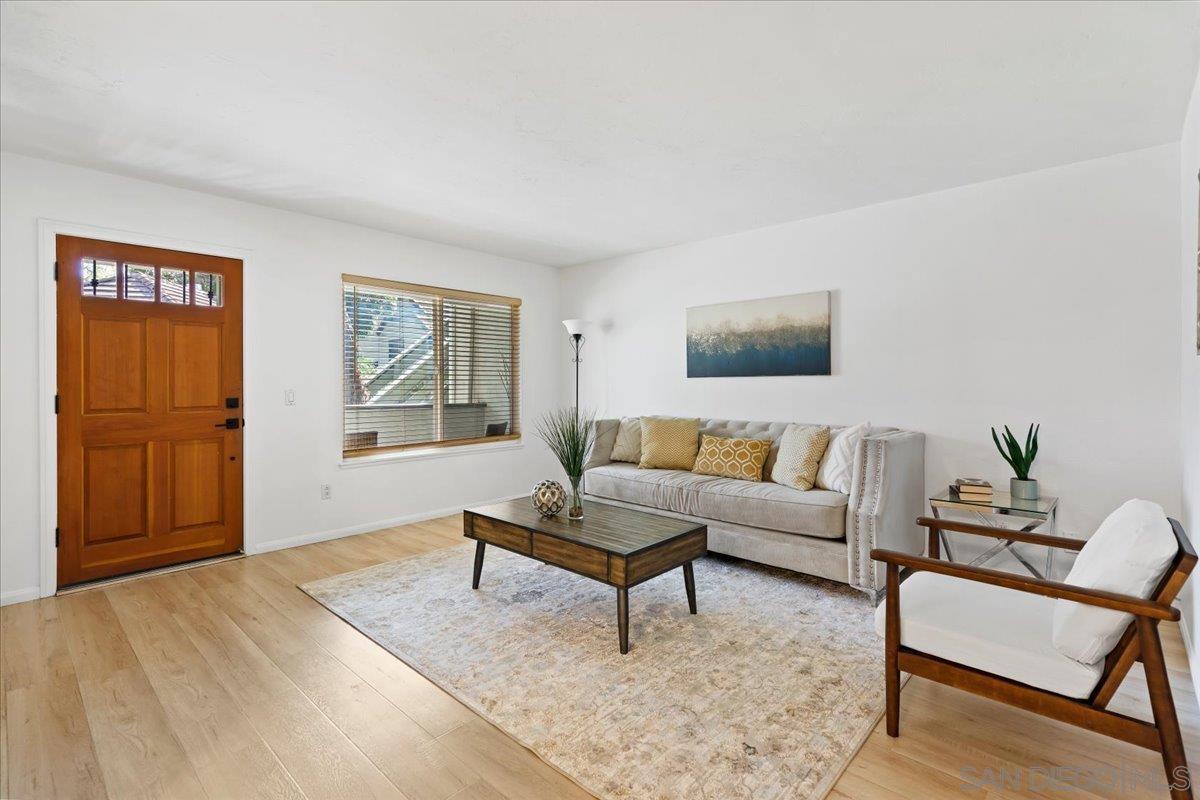 Detail Gallery Image 5 of 30 For 1800 S Maple St  #102,  Escondido,  CA 92025 - 2 Beds | 1 Baths