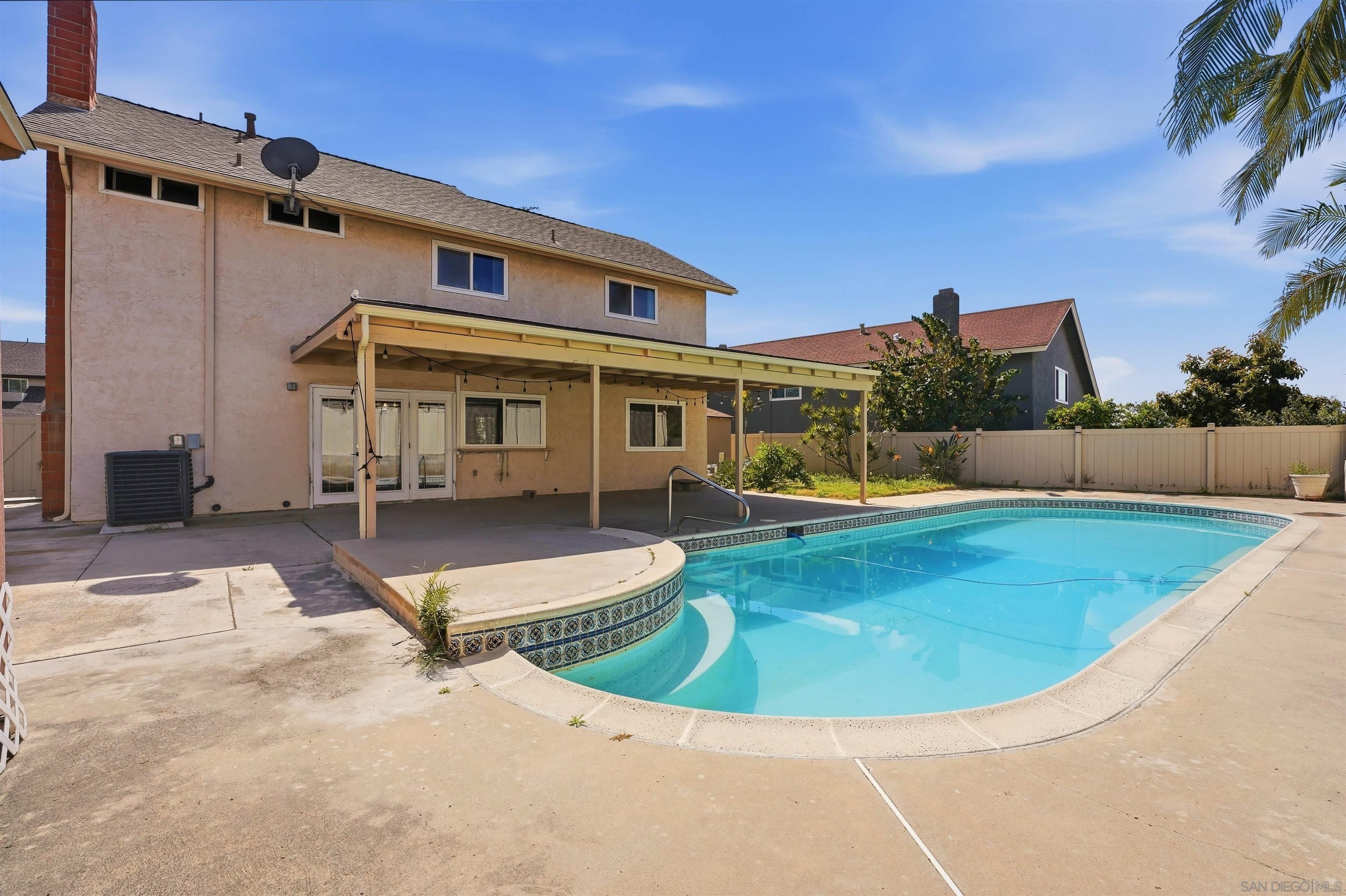 Detail Gallery Image 16 of 21 For 1929  Duke St, Chula Vista,  CA 91913 - 4 Beds | 2/1 Baths