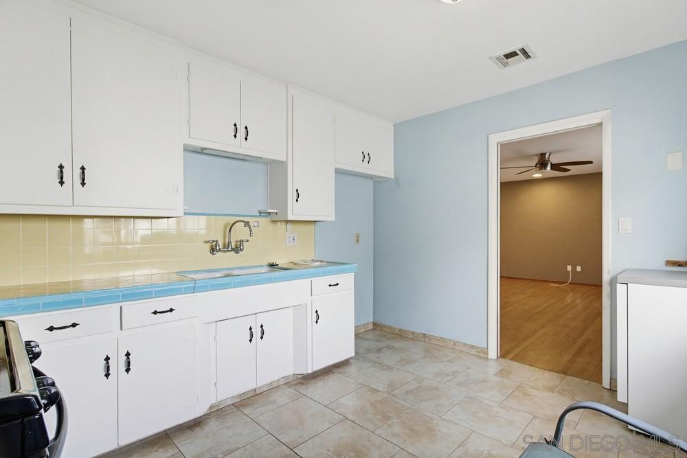 Detail Gallery Image 33 of 49 For 4454 - 58 N 41st Street, San Diego,  CA 92116 - – Beds | – Baths