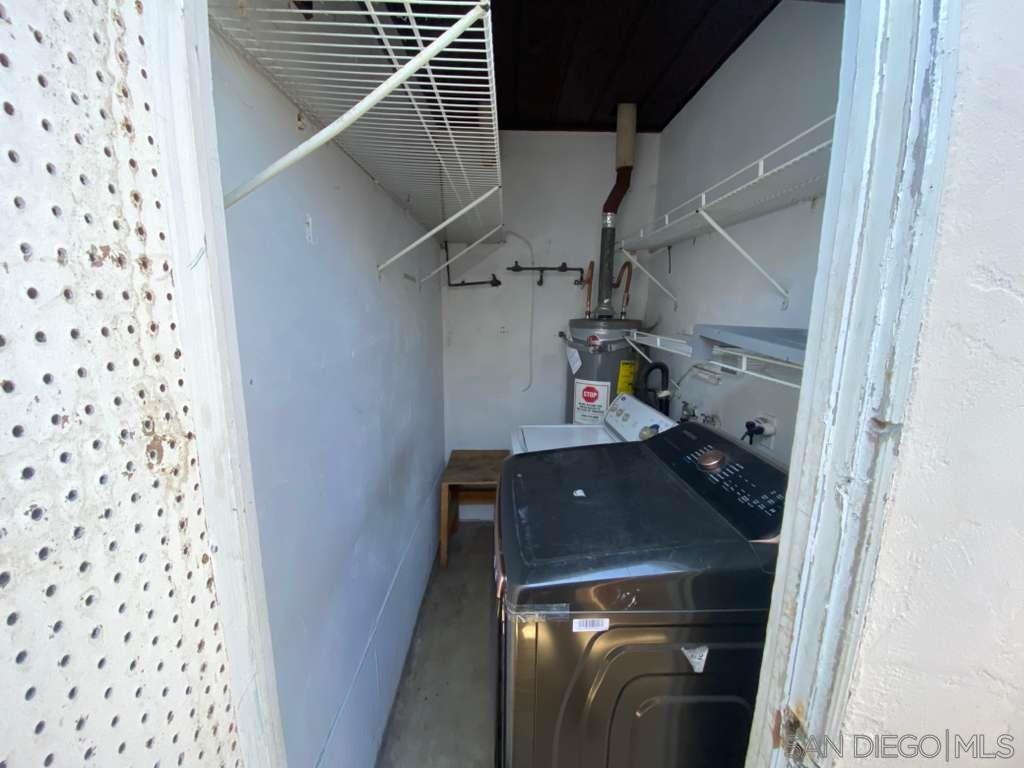 Detail Gallery Image 4 of 9 For 5160.5 W Point Loma Blvd, San Diego,  CA 92107 - 1 Beds | 1 Baths