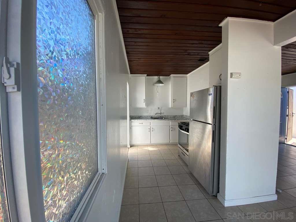 Detail Gallery Image 7 of 9 For 5160.5 W Point Loma Blvd, San Diego,  CA 92107 - 1 Beds | 1 Baths