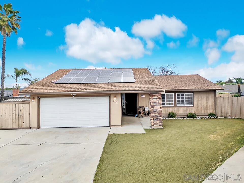 Detail Gallery Image 2 of 40 For 9219  via De Amor, Santee,  CA 92071 - 3 Beds | 2 Baths