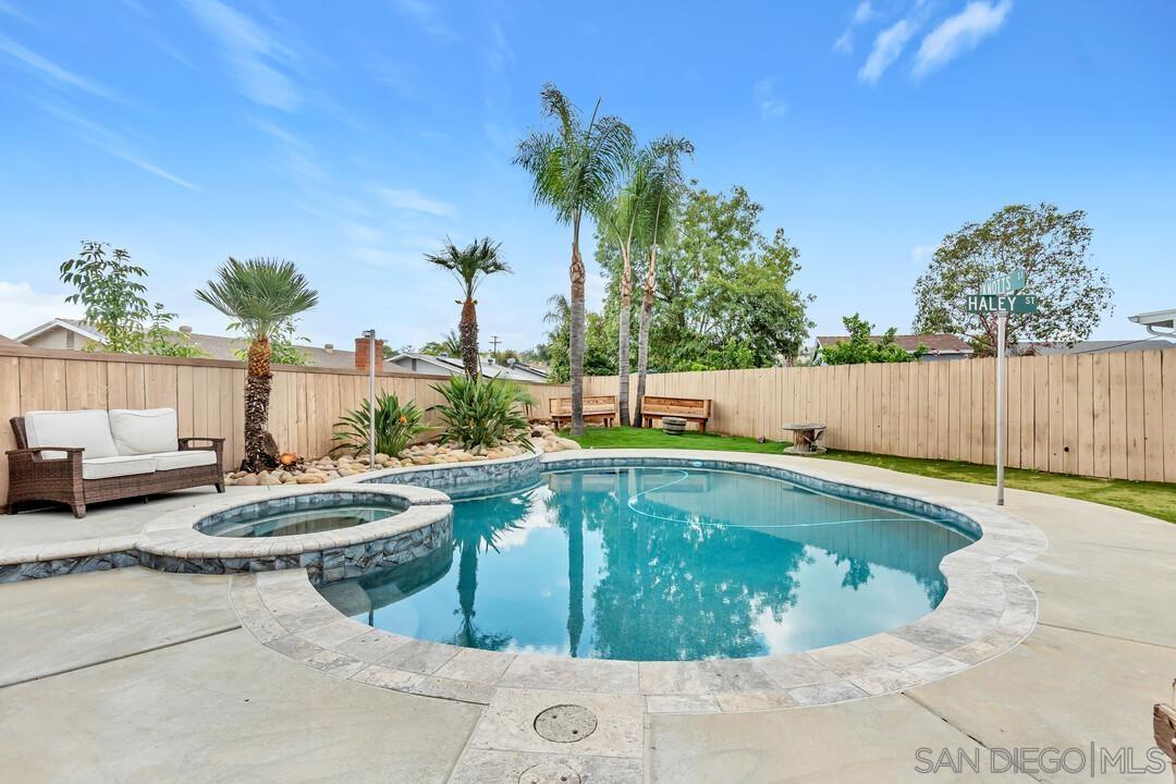 Detail Gallery Image 25 of 40 For 9219  via De Amor, Santee,  CA 92071 - 3 Beds | 2 Baths