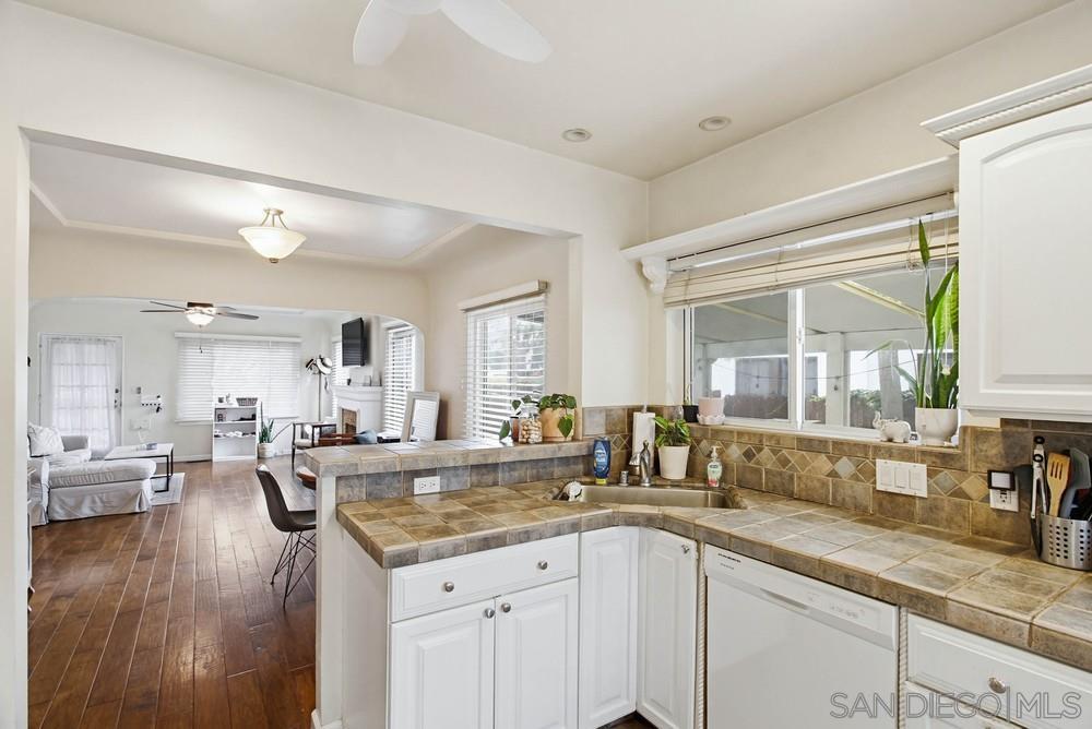Detail Gallery Image 15 of 55 For 4454 - 4458 N 41st St, San Diego,  CA 92116 - 4 Beds | 2 Baths
