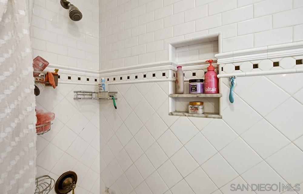 Detail Gallery Image 34 of 55 For 4454 - 4458 N 41st St, San Diego,  CA 92116 - 4 Beds | 2 Baths