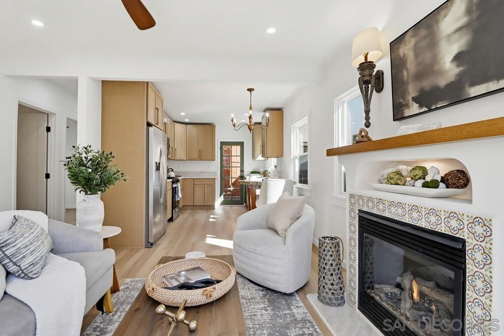 Detail Gallery Image 9 of 37 For 4722  Oregon Street, San Diego,  CA 92116 - 2 Beds | 1 Baths